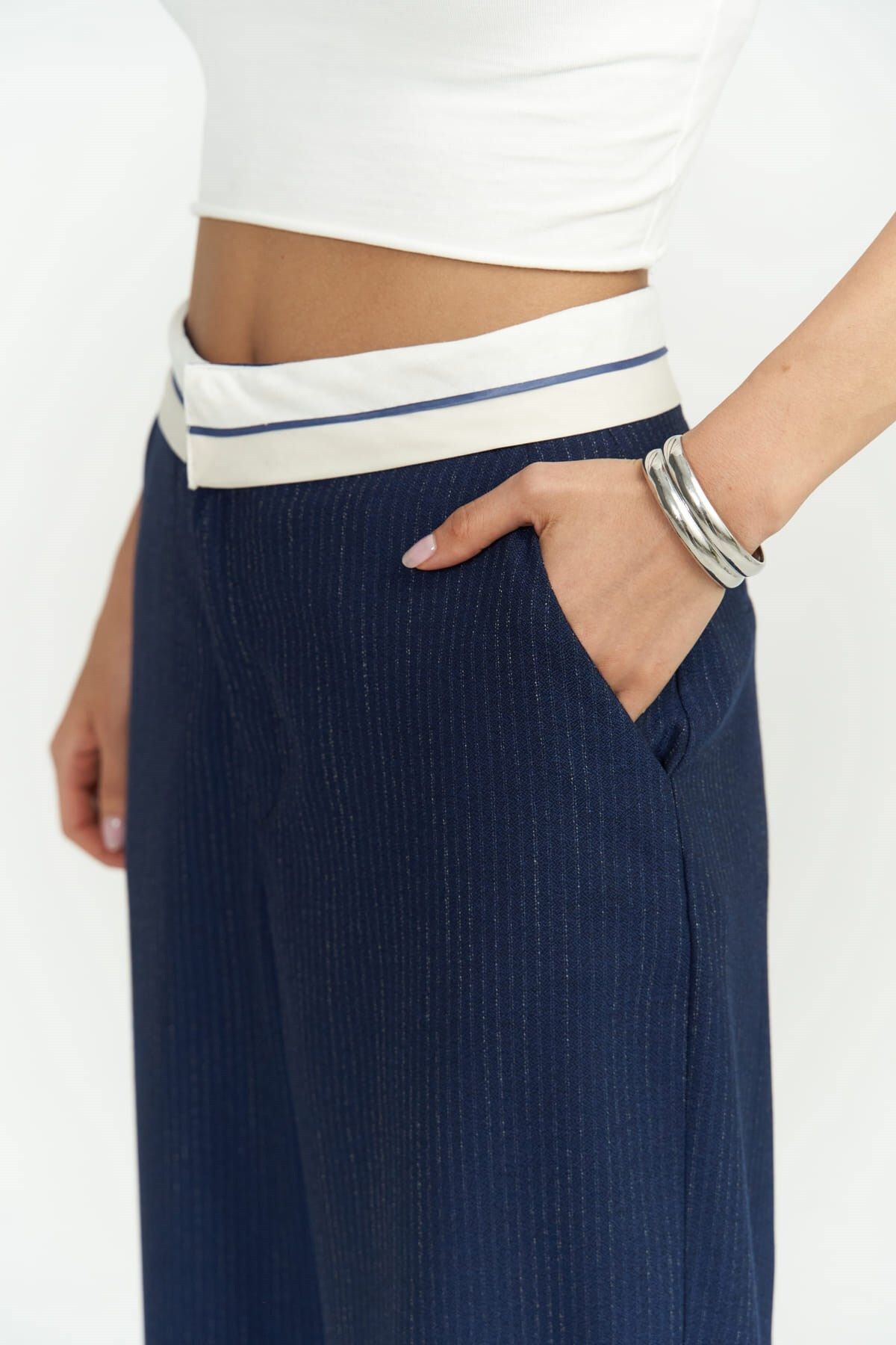 Zelmira Reverse Belt Indigo Pants