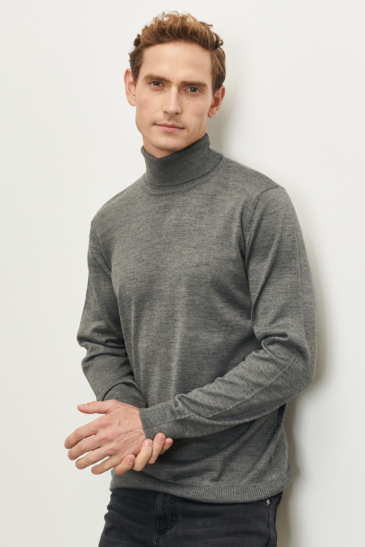 Men's Gray Melanj With non -pilling featured standard fit Full Fisherman Yaka Knitwear Kazakh