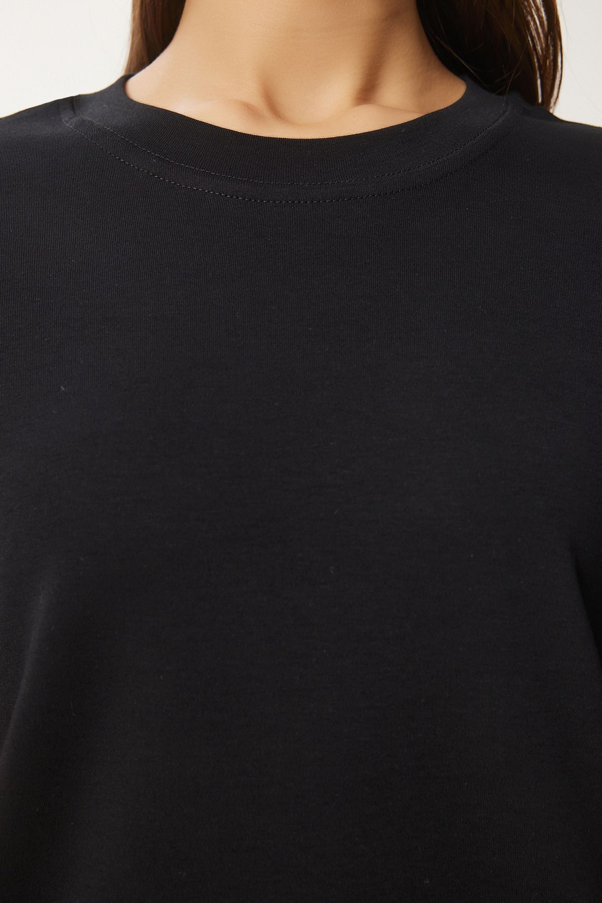 Woman Black Cotton Basic Knitting T-Shirt AG00001
