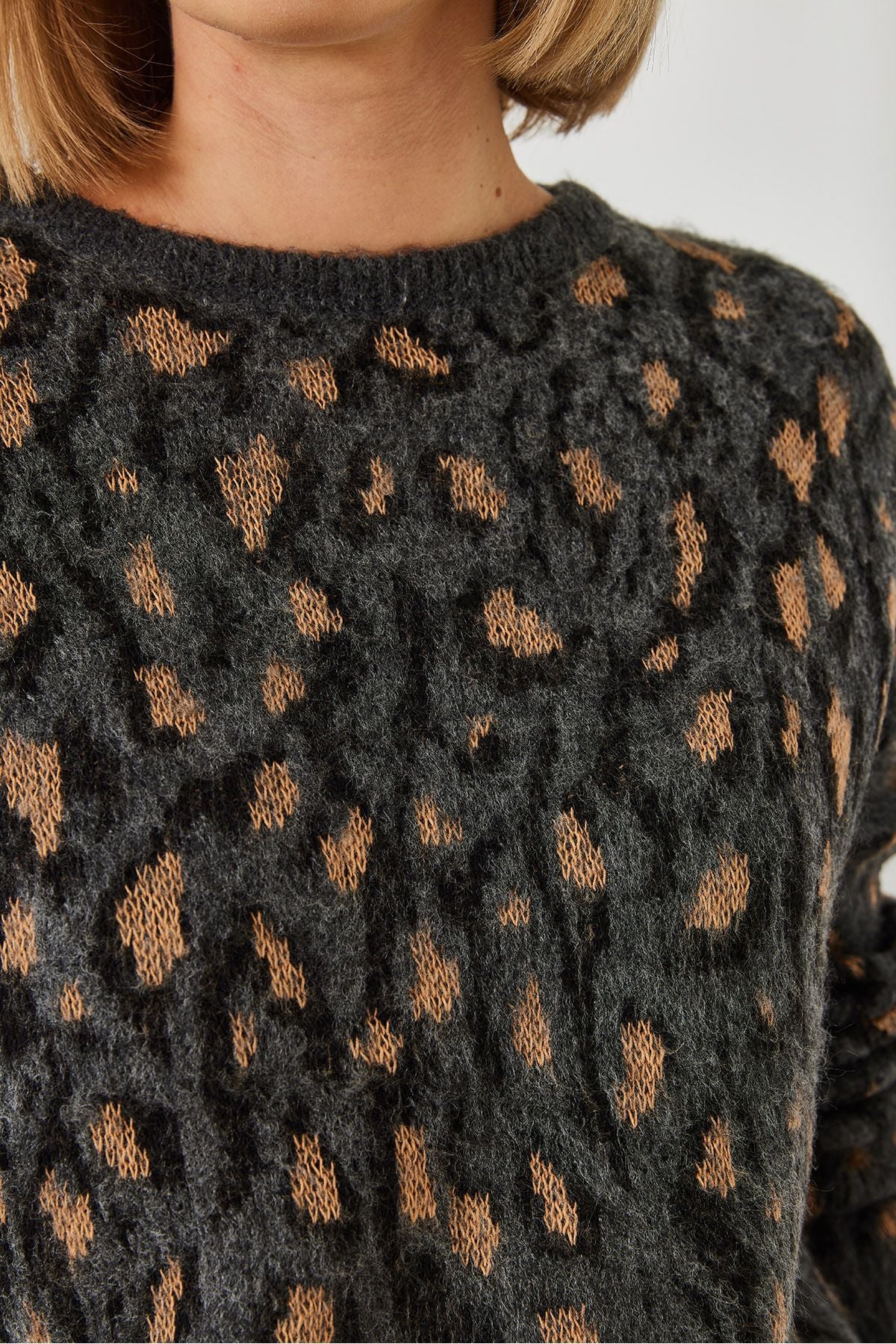 Female Bicycle Collar Patterned Knitwear Kazakh 241191 60251991