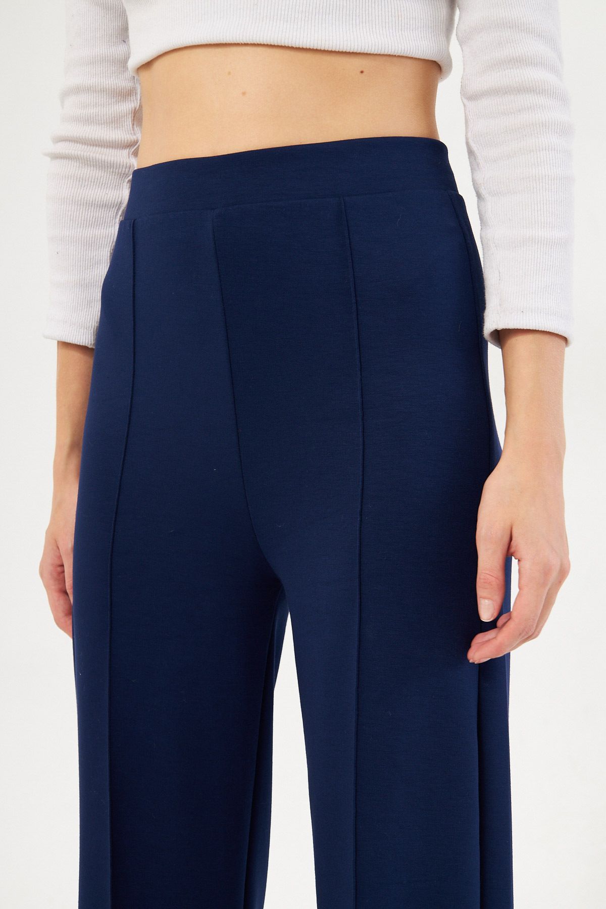 Woman Navy blue waist tire front stitched pants Arm-25k024003