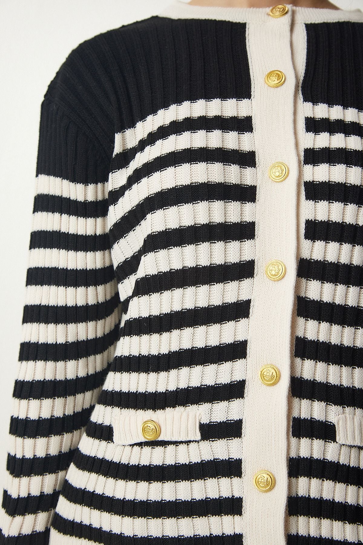 Female black cream metal button detailed knitwear cardigan BP00150