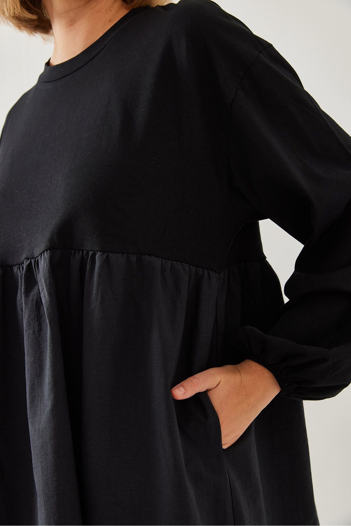 Female Partly Clash Dress 60351202