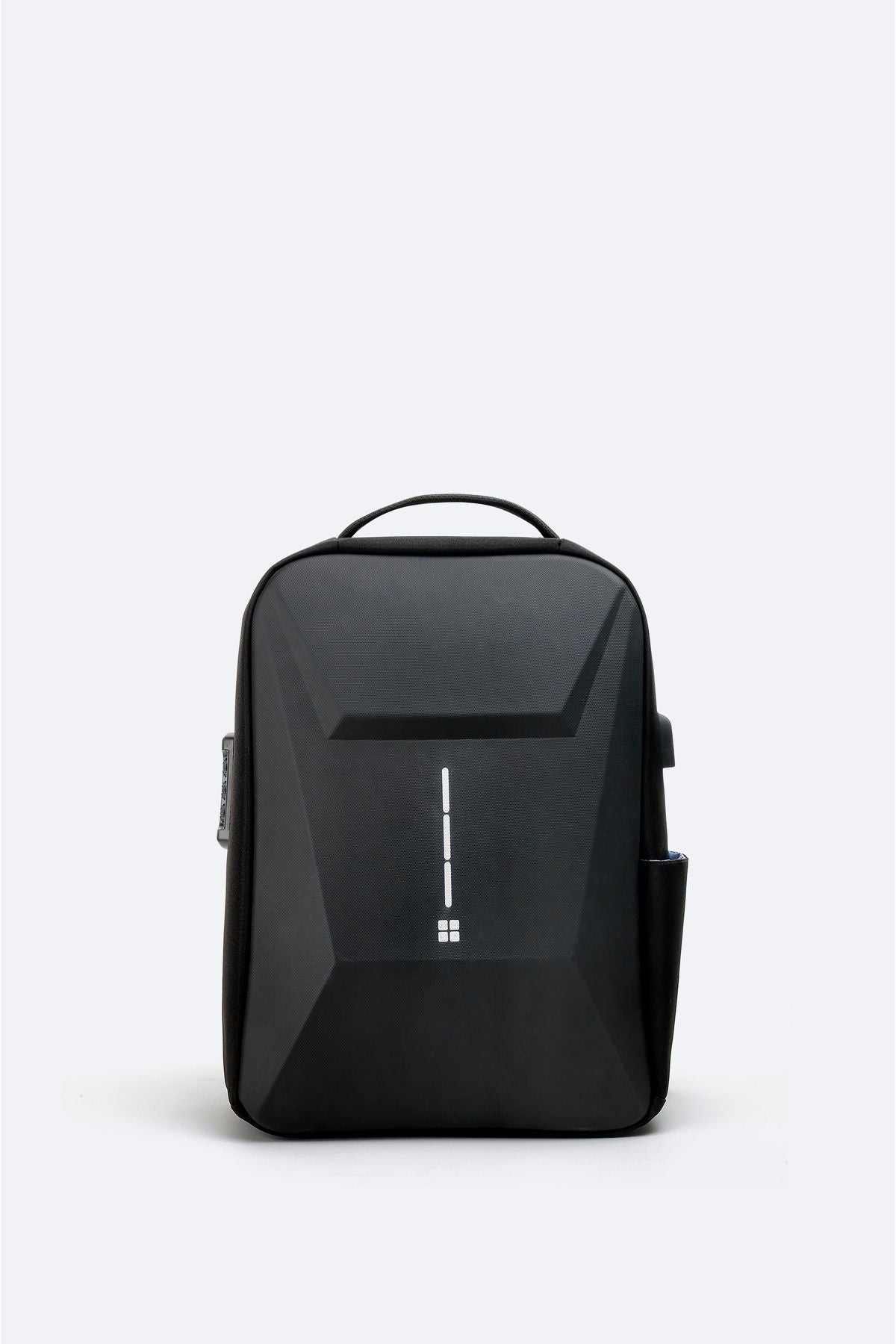 Men's black shell backpack A42y9126
