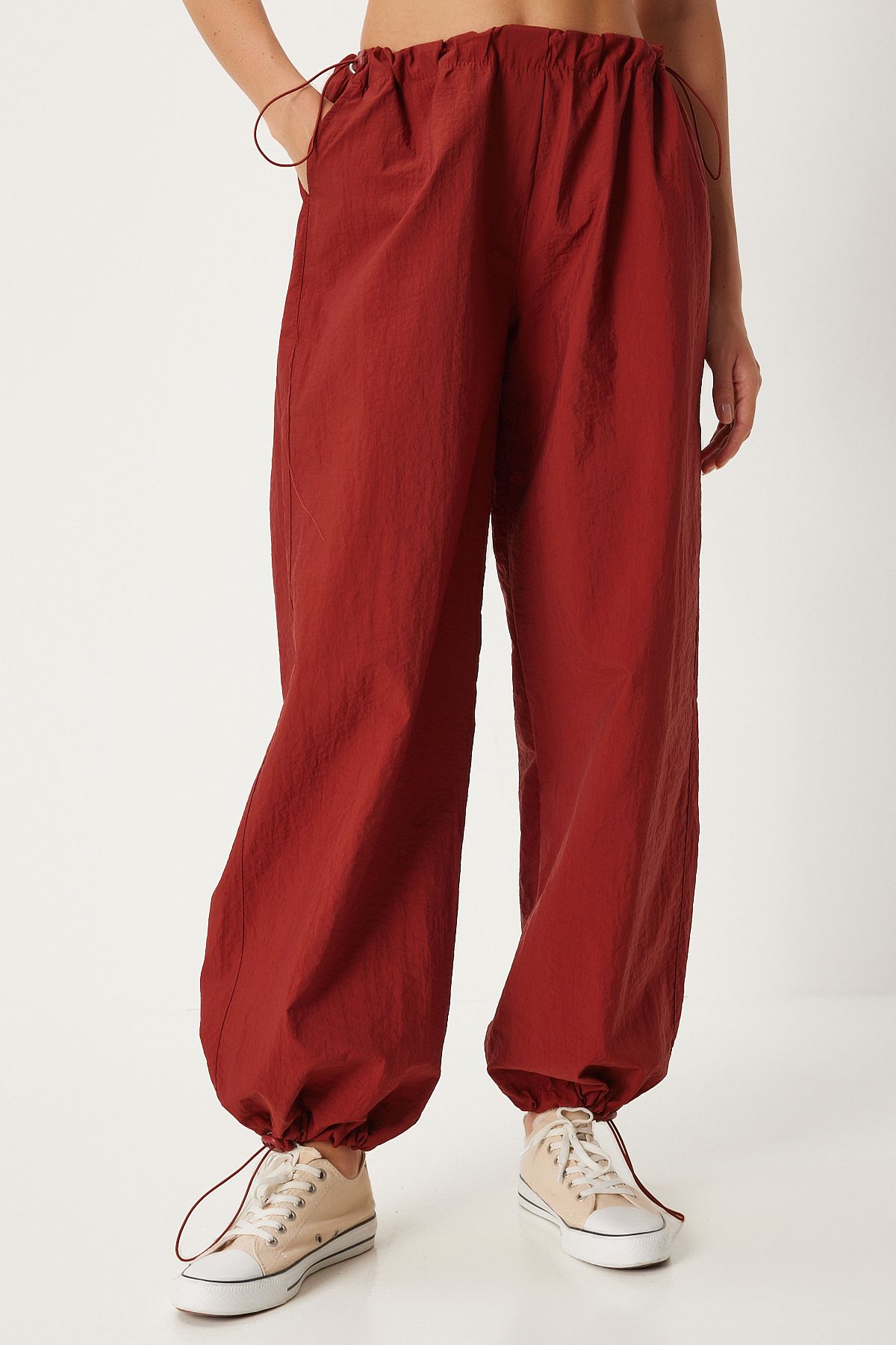 Female Tile Pocket Parachute Shalwar Pants FN03274