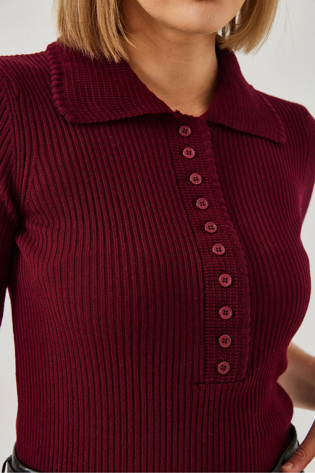 Women's Wide Collar Buttoned Placket Knitwear Sweater 20246251