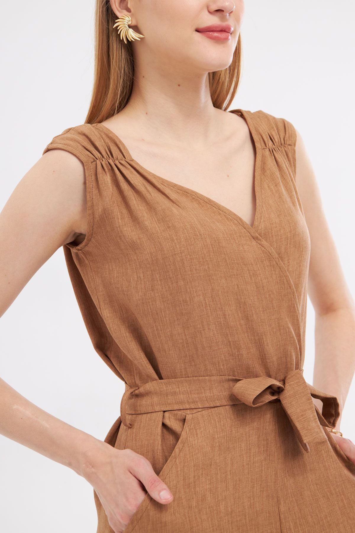 Female mink cruve collar shoulder tire detailed back V-belt long tulum ARM-24Y001049