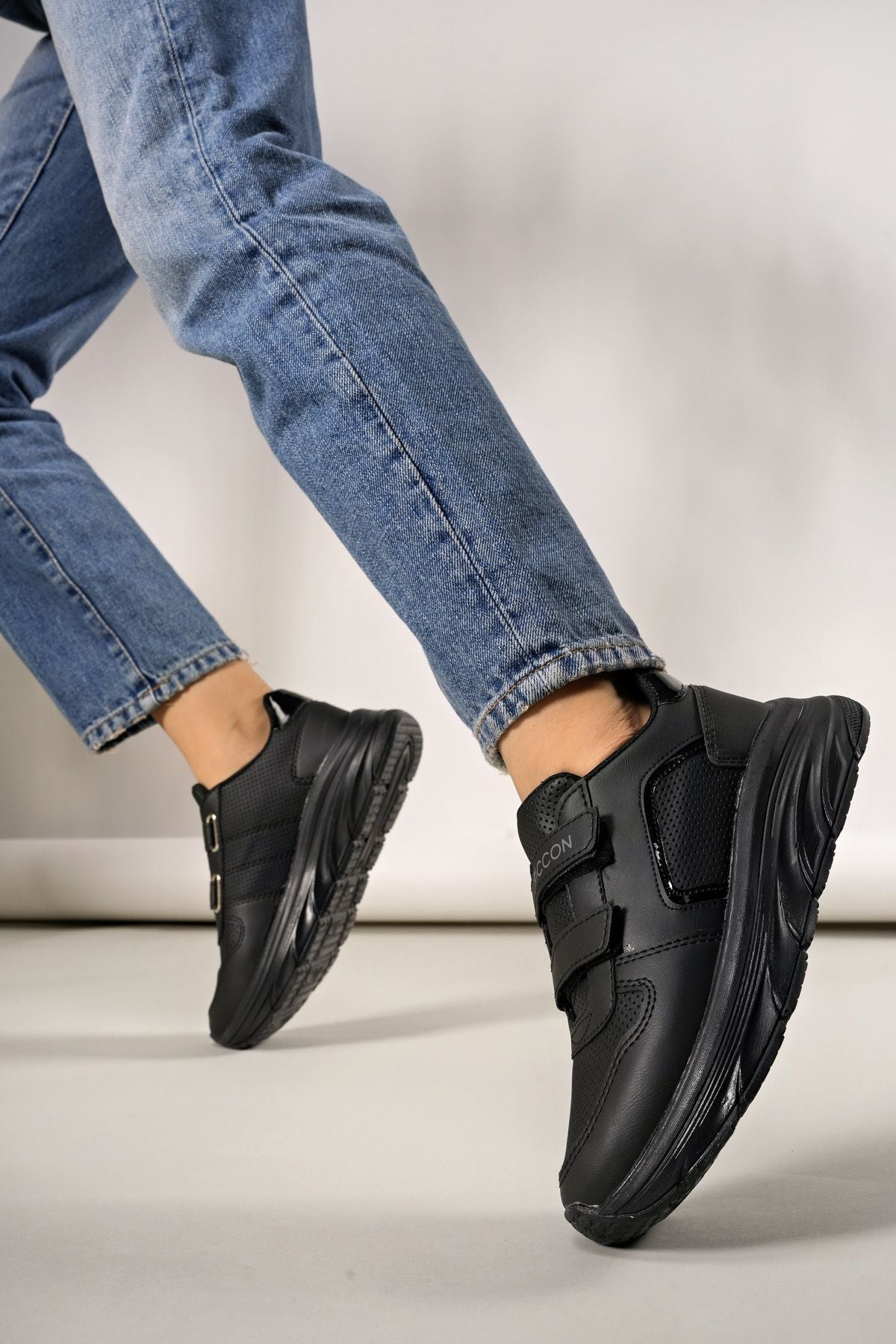 Woman Sneaker 0012133 Black Black