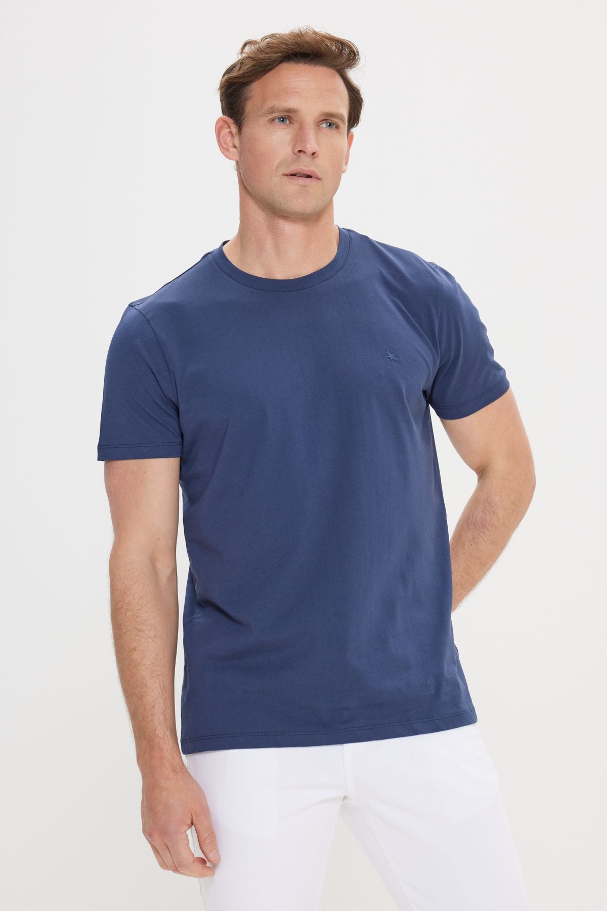 Men's navy blue slim fit narrow cut bike collar cotton t -shirt