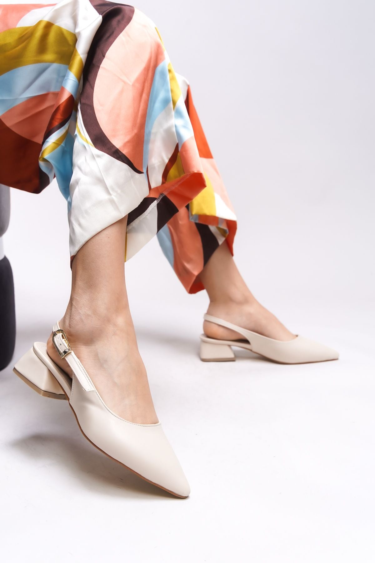Tyltora Behind the Back of the Woman Open Pointed Nose Heeled Shoes 0012303 Skin