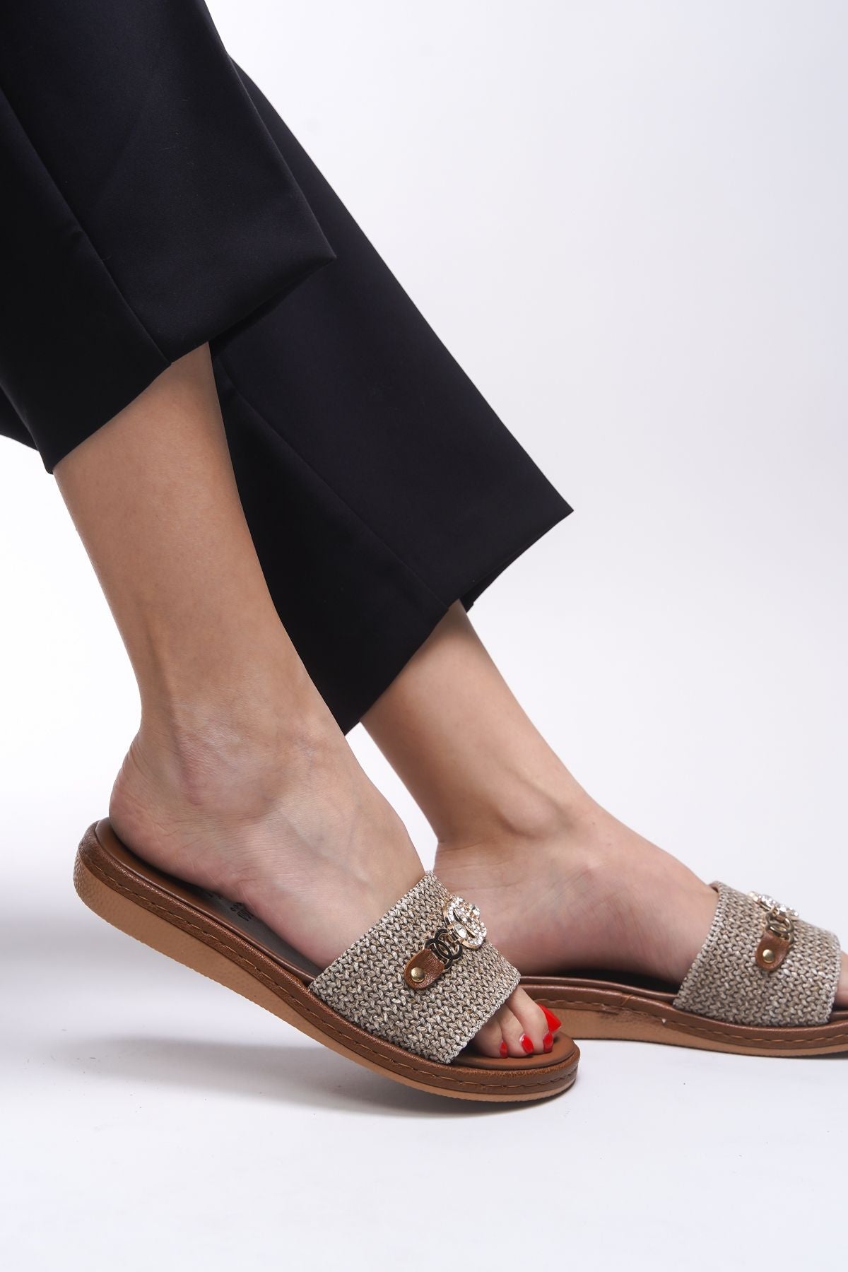 Taendrih Woman Slippers 0012261 Beige