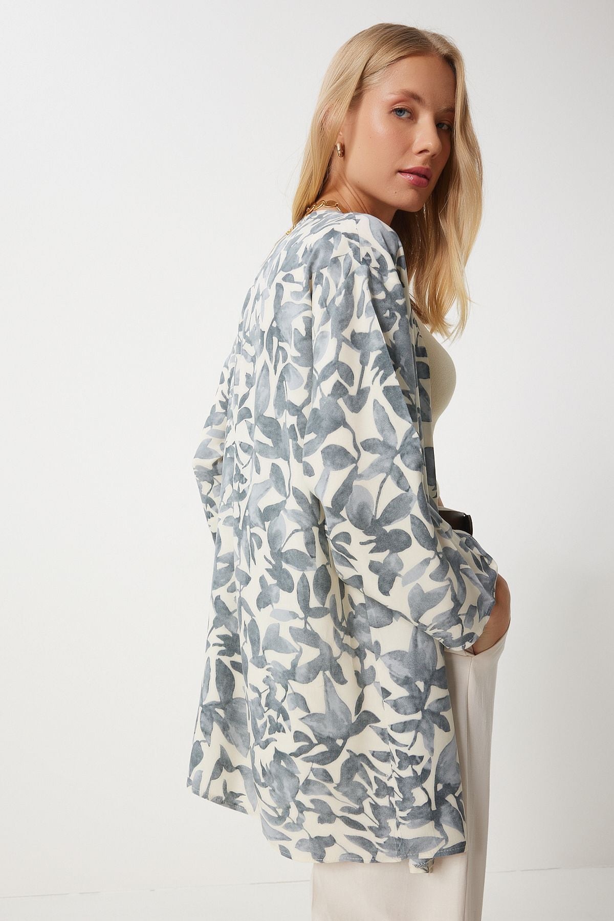 Female Gray Bone Patterned Viscose Kimono EN00615