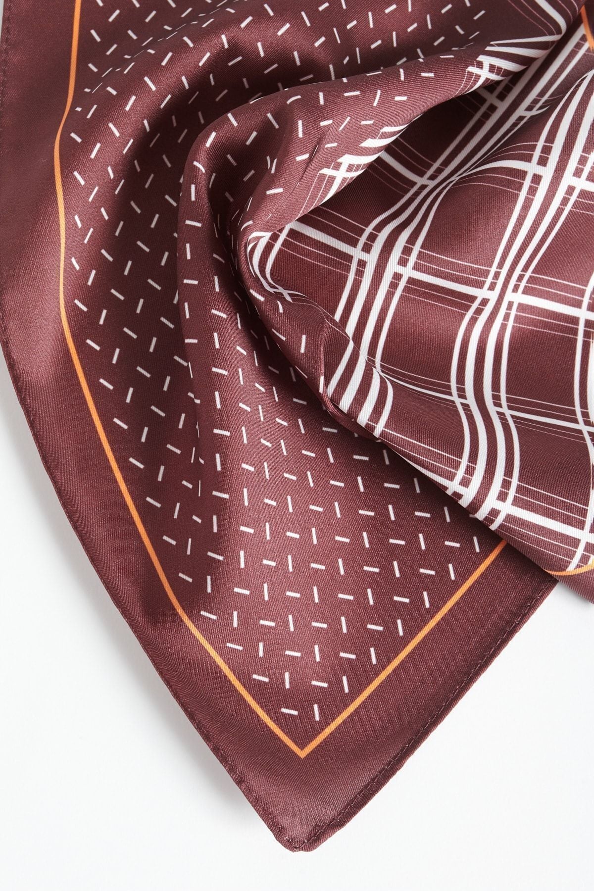 Men's burgundy-white patterned handkerchief