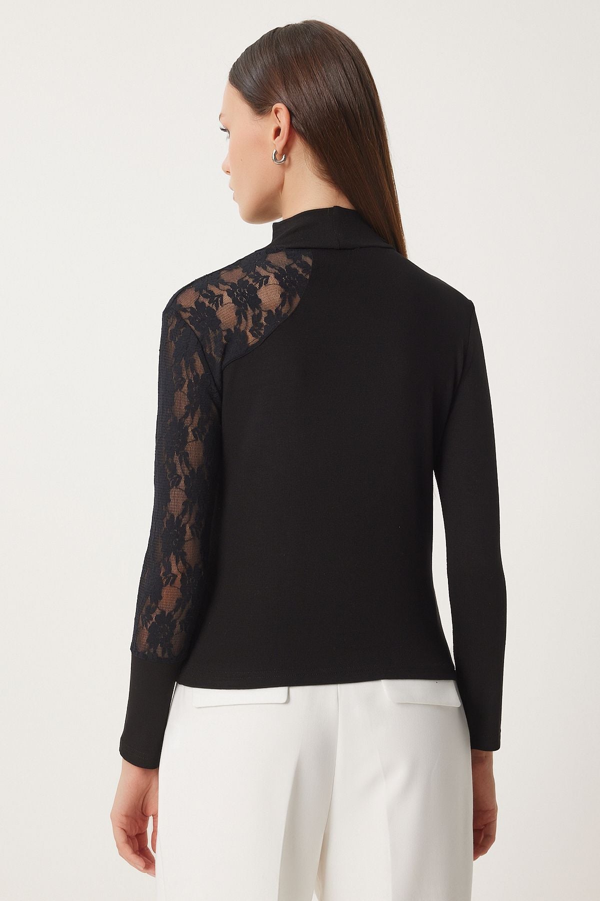 Female black fisherman collar lace wick knitted blouse EN00627