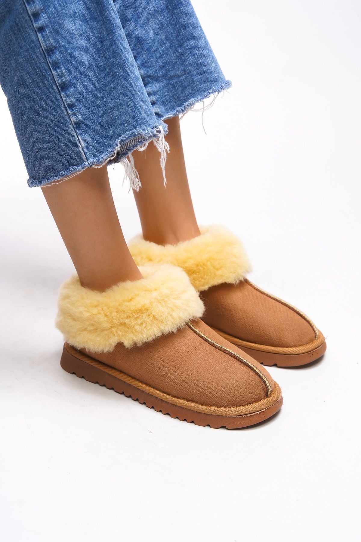 LISSYNORA FULL FUR RELATED BOT 00121030 Taba
