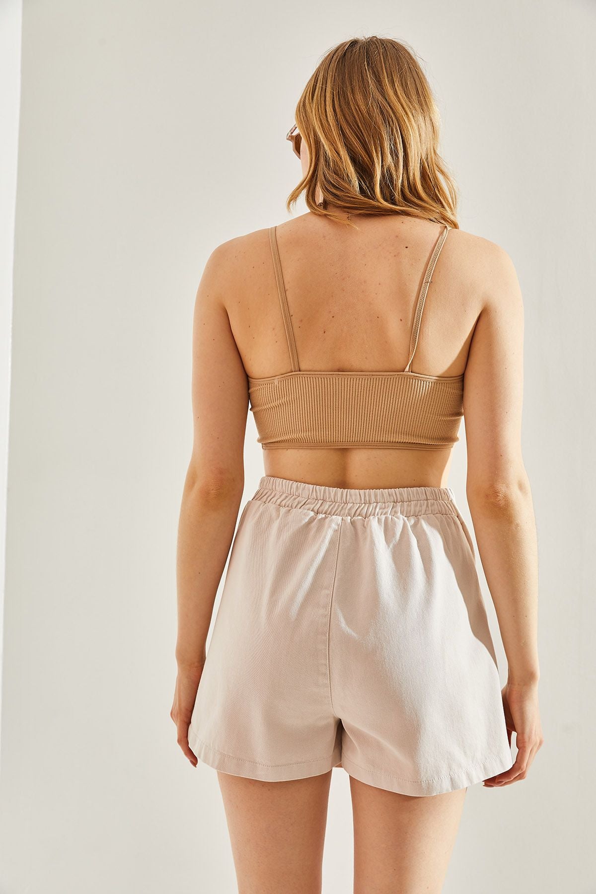 Behind the woman with rubber side with zipper short skirts 60231003