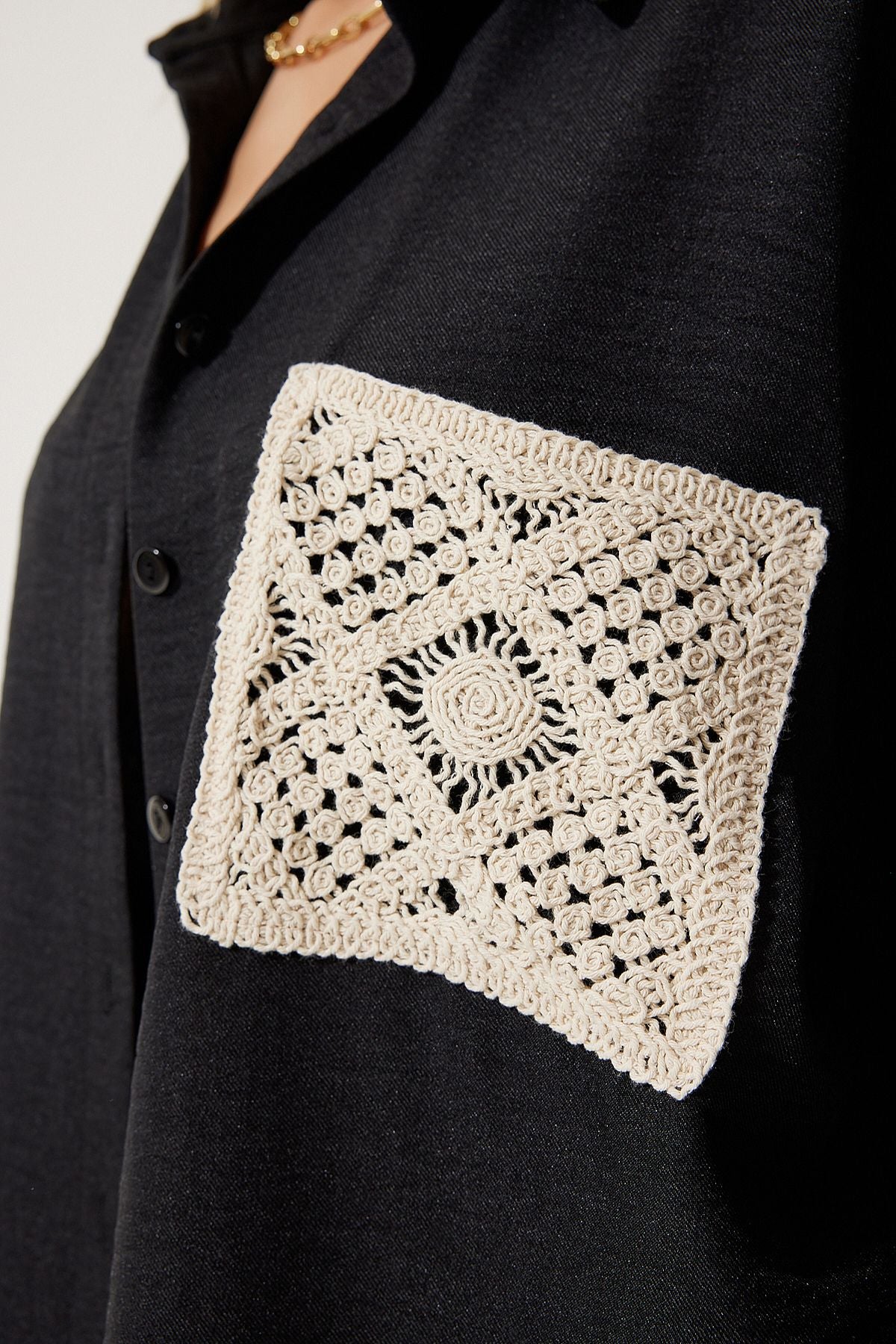 Female black lace detailed linen shirt tp00018
