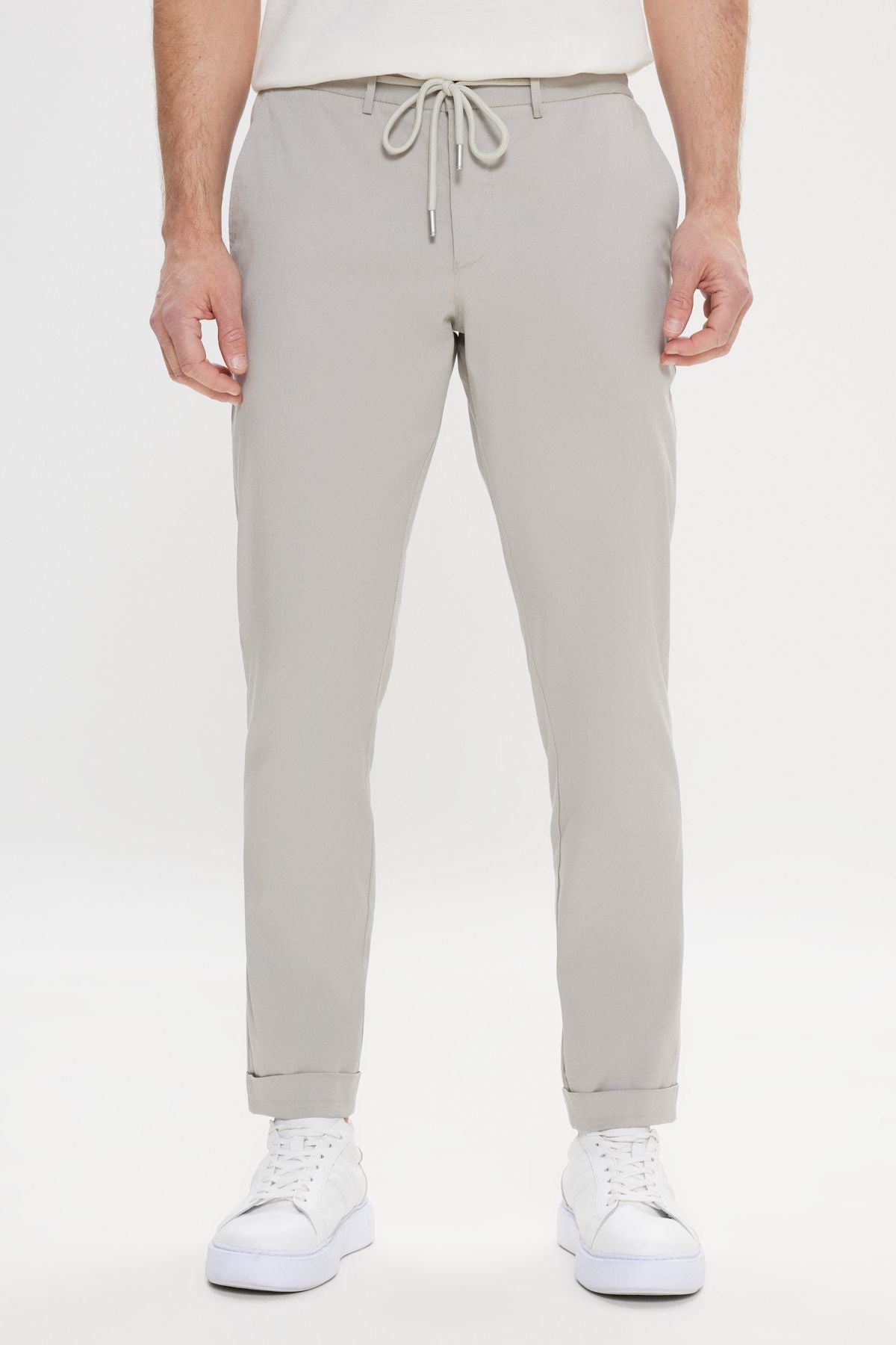Men's light gray comfort fit comfortable cutting side pocket patterned waist waist pants