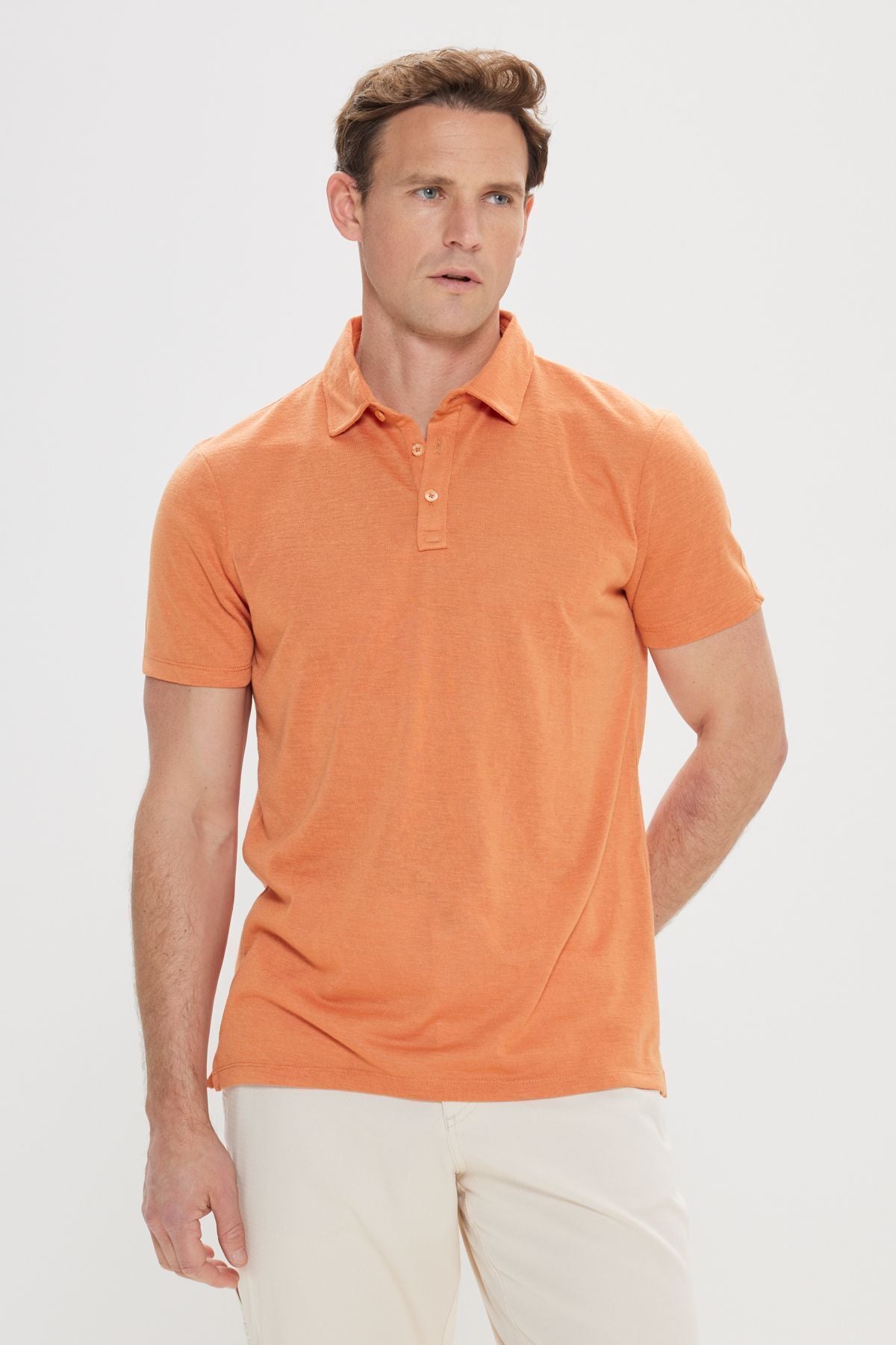 Men's orange slim fit narrow cut polo collar flat casual T -shirt