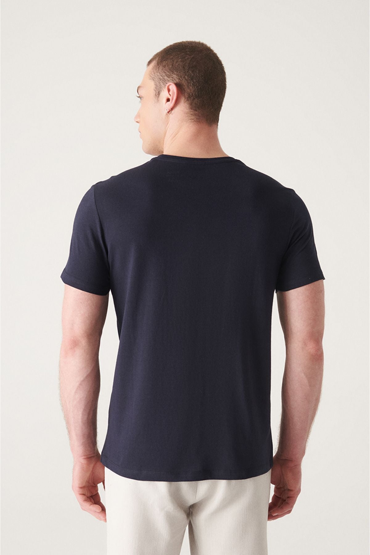 Men's Navy T-shirt 100 %Cotton V-Neck Regular Fit E001001