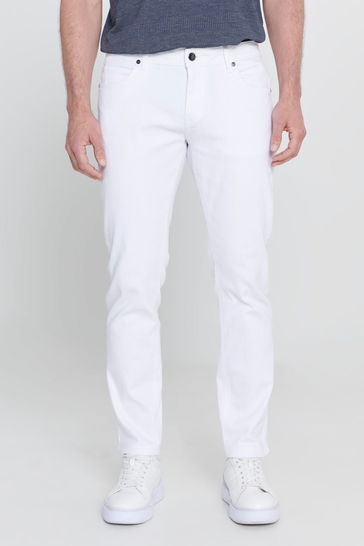 Men's white 360 degrees stretching in all directions slim fit narrow cut diagonal patterned pants