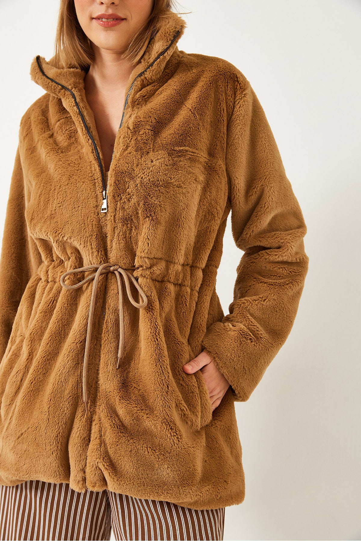 Women's Zippered Long Waist Elastic Fur Coat 2049 60141006