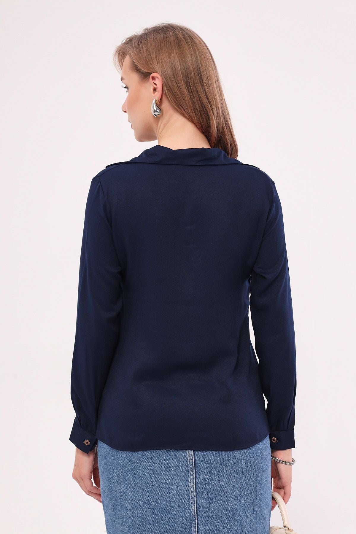 Woman Navy blue Long Sleeve Flat Shirt ARM-18Y001176