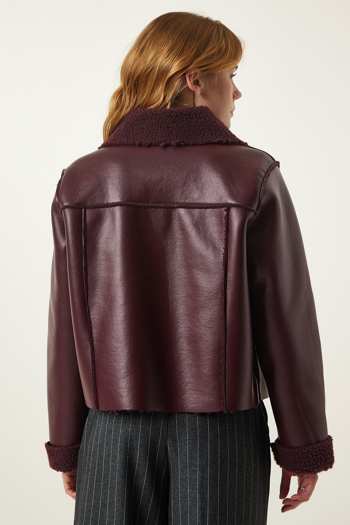 Women's Fur Fur Yaka Wide Pocket Artificial Leather Jacket TP00027