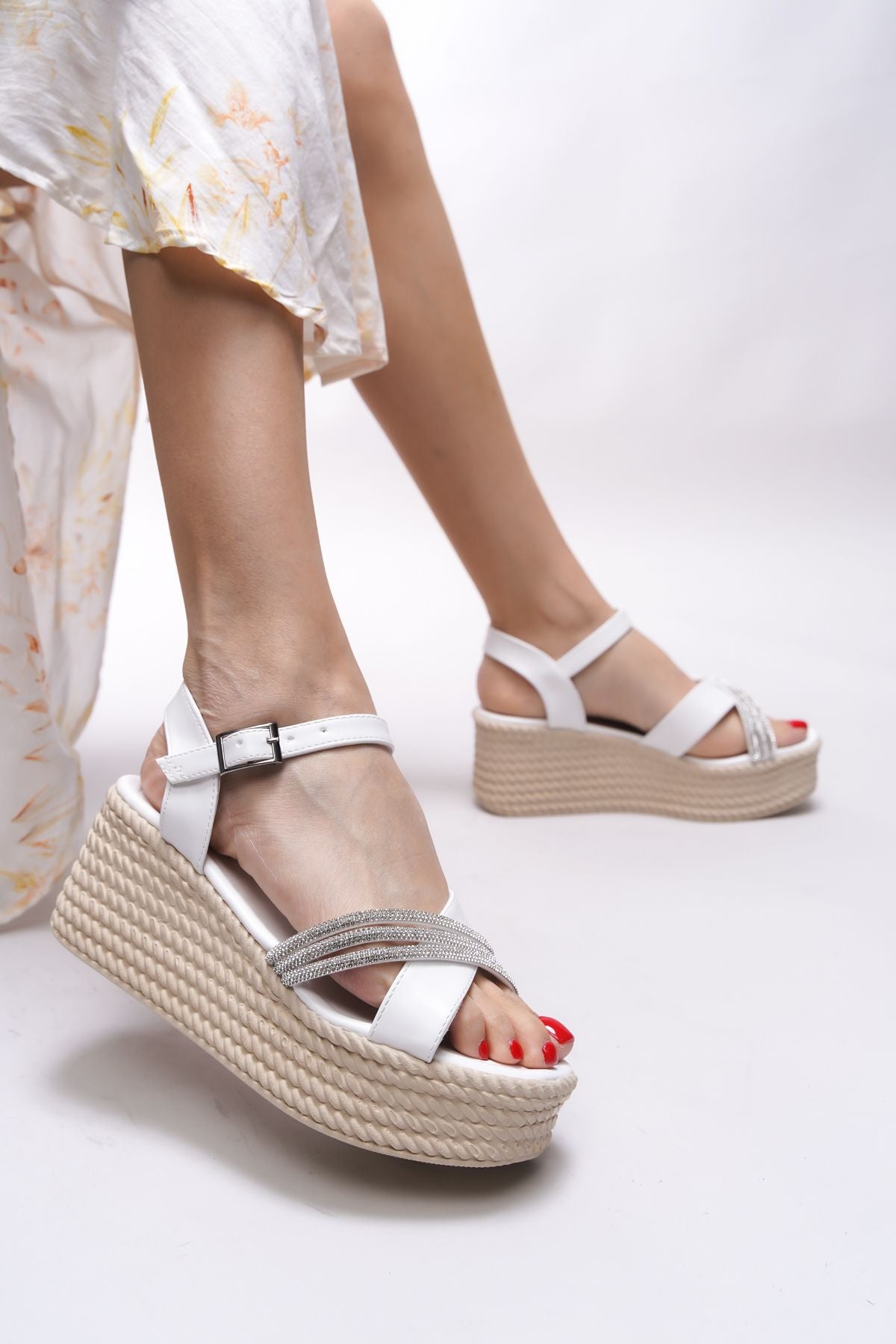 Tylbellis Woman Sandals 0012501 White