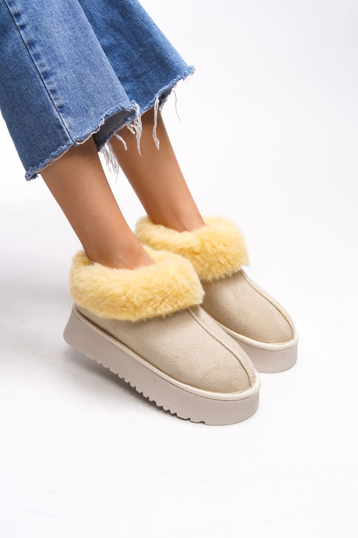 Lolath Female High -Based Fur Casual Bot 0012203 Beige