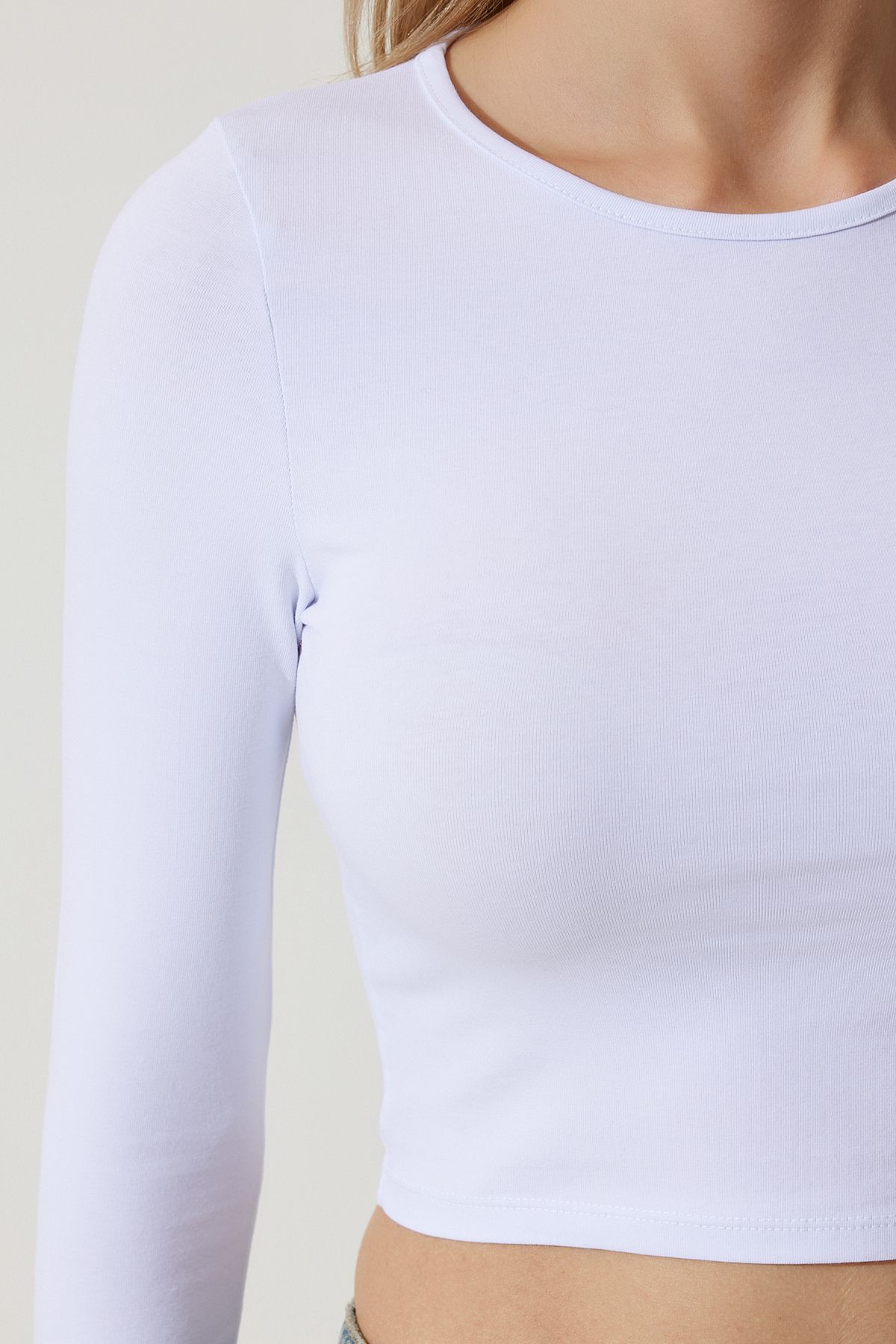 Woman White Indigo Blue Bicycle Collar Basic 2 Plop Crop knitted blouse OW00035