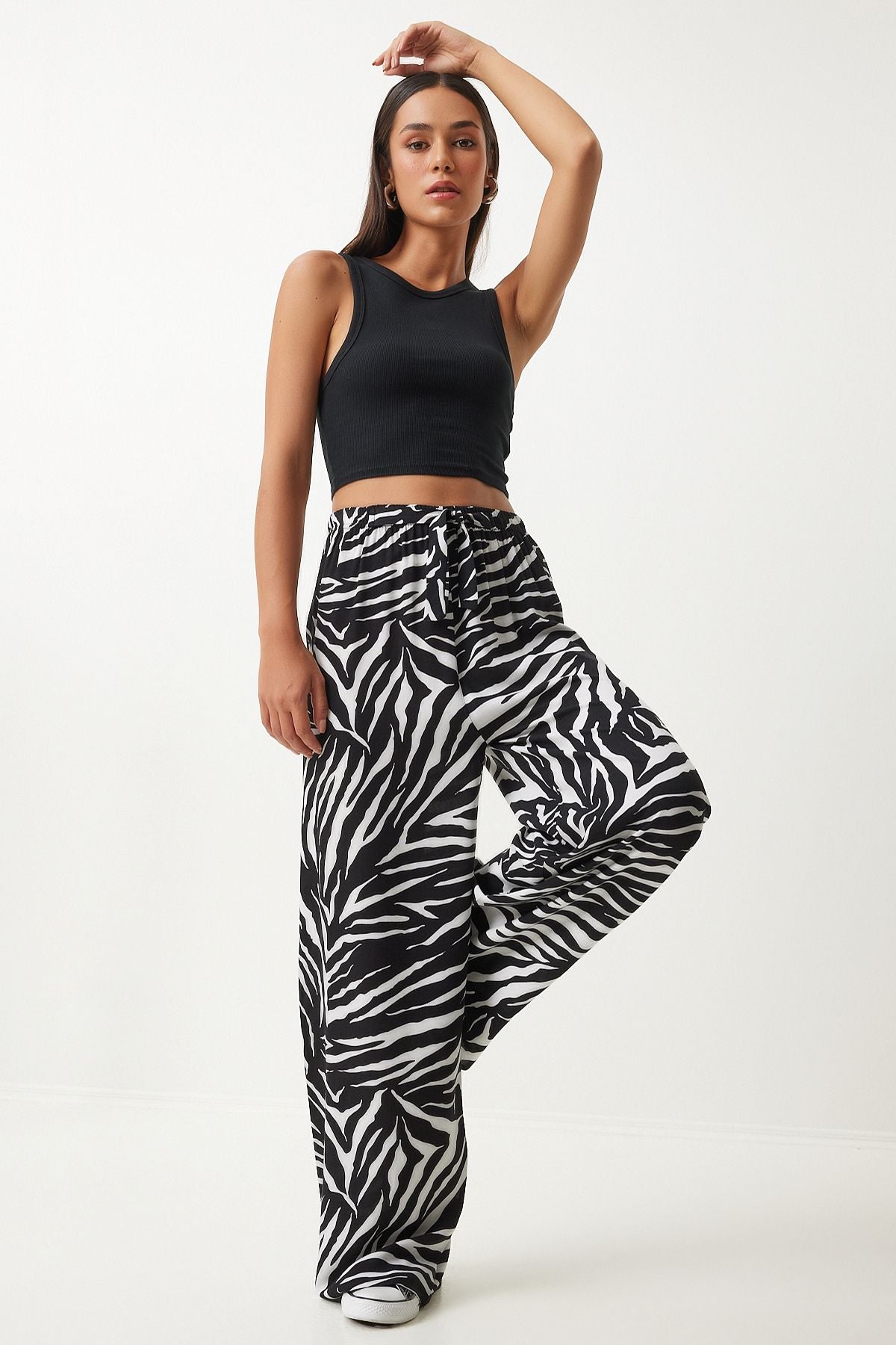 Female ecru black patterned draped viscose palazzo pants EN00606