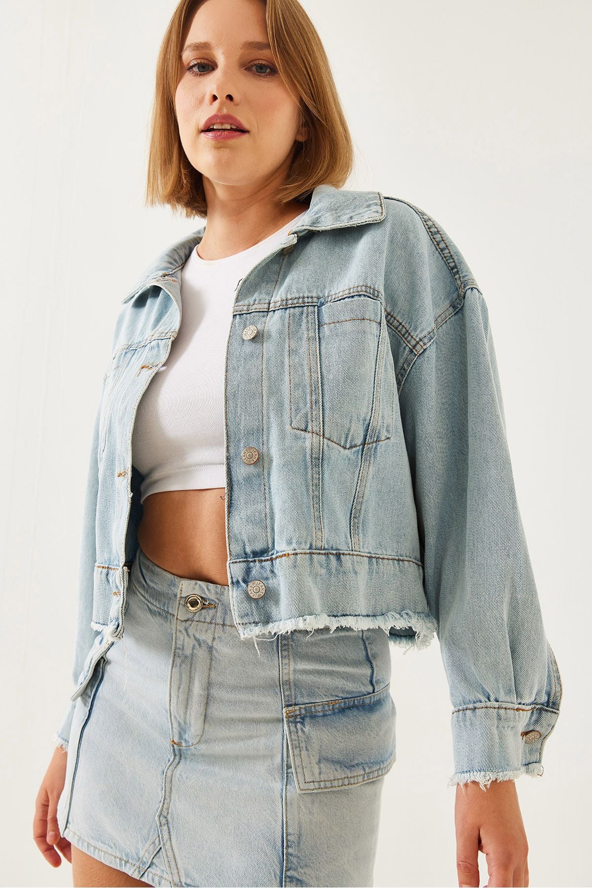 Women's End Tassel Detail Crop denim jacket 2209 60351170