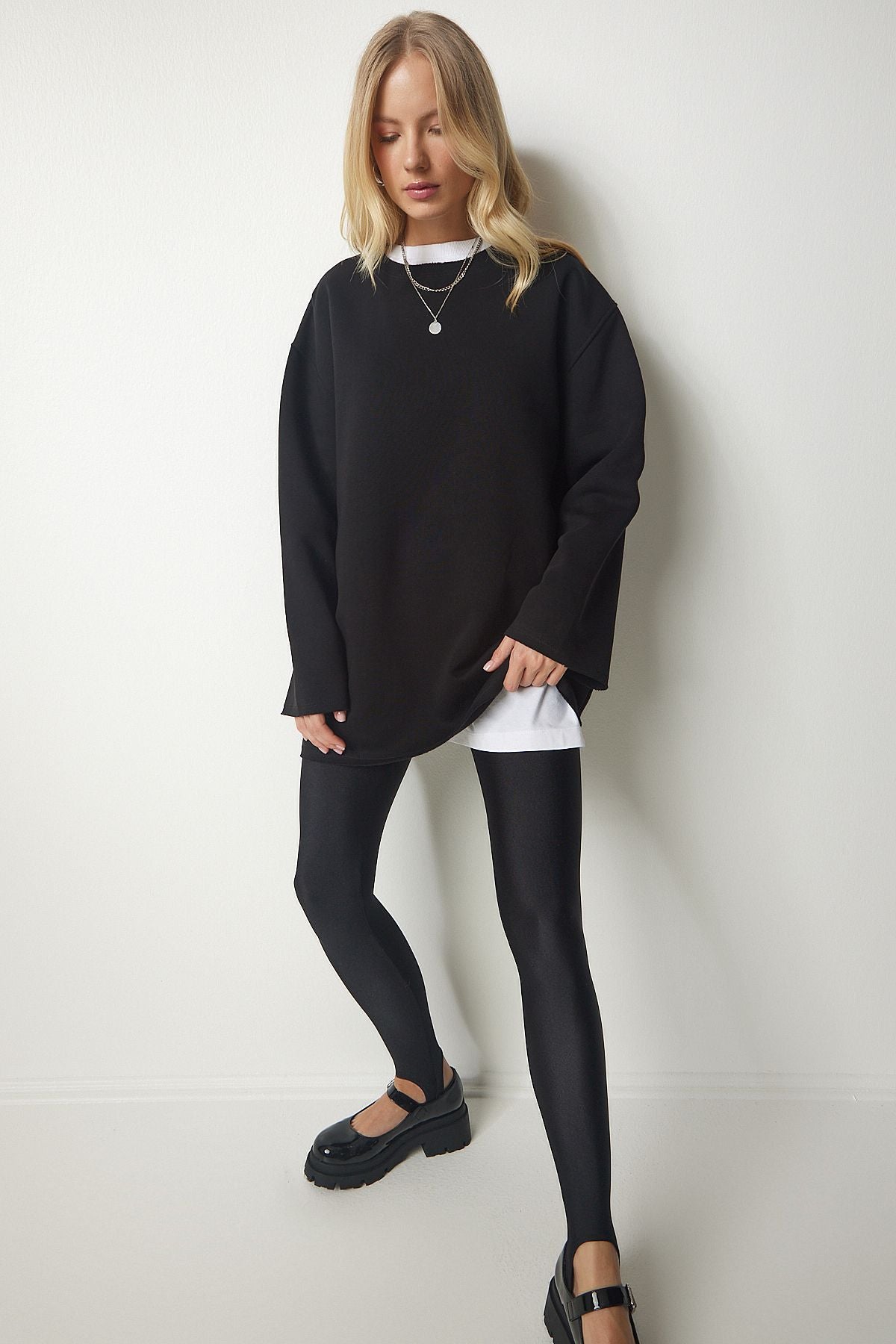 WOMEN'S Black Shardon Oversize knit Sweatshirt NJ00131