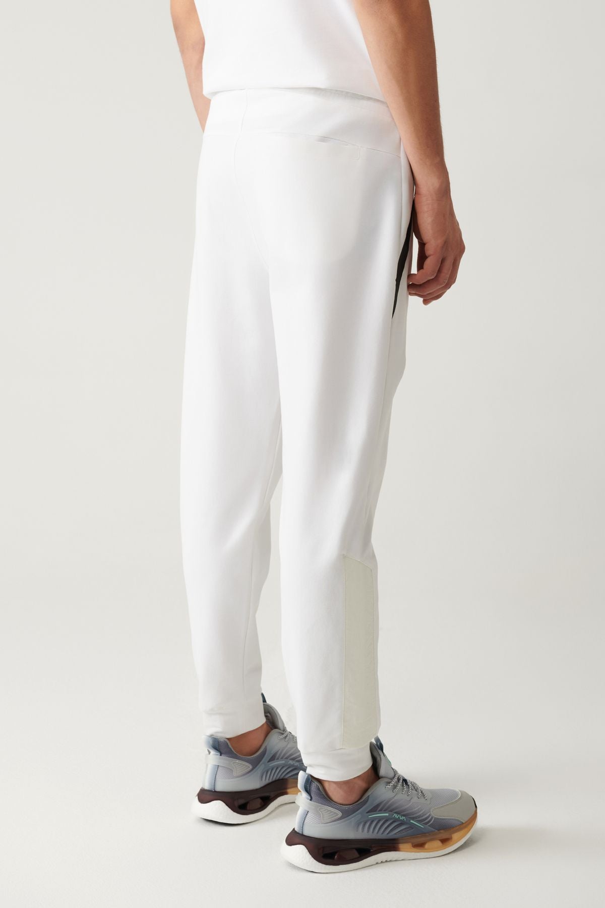 Men's White Jarse Fabric 2 IP Service Six A41y3416