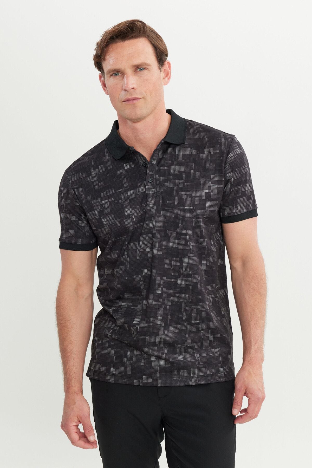 Men's black slim fit narrow cut polo collar cotton printed t -shirt