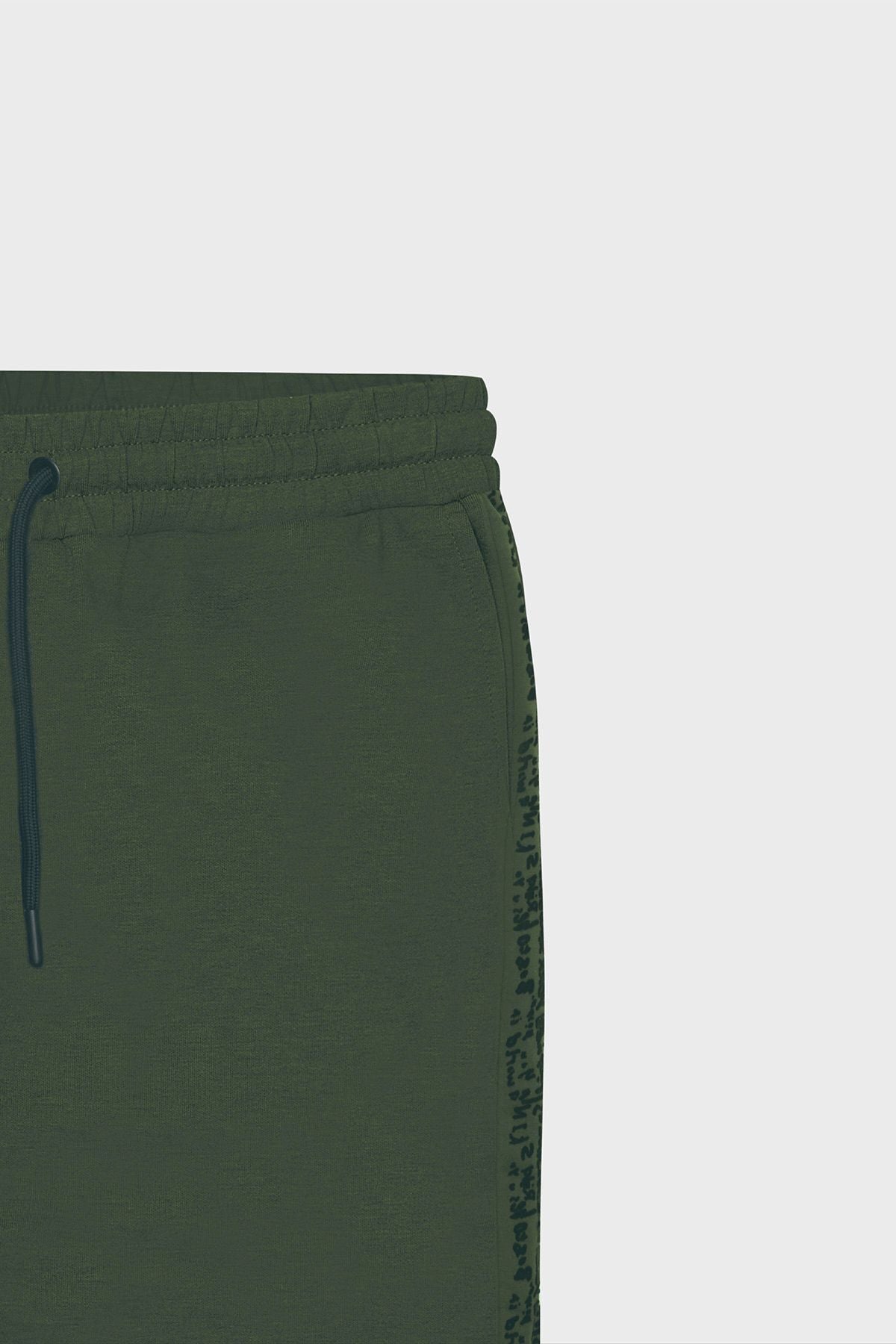 Male Khaki Standard Fit Normal Cut Casual Knitting Shorts