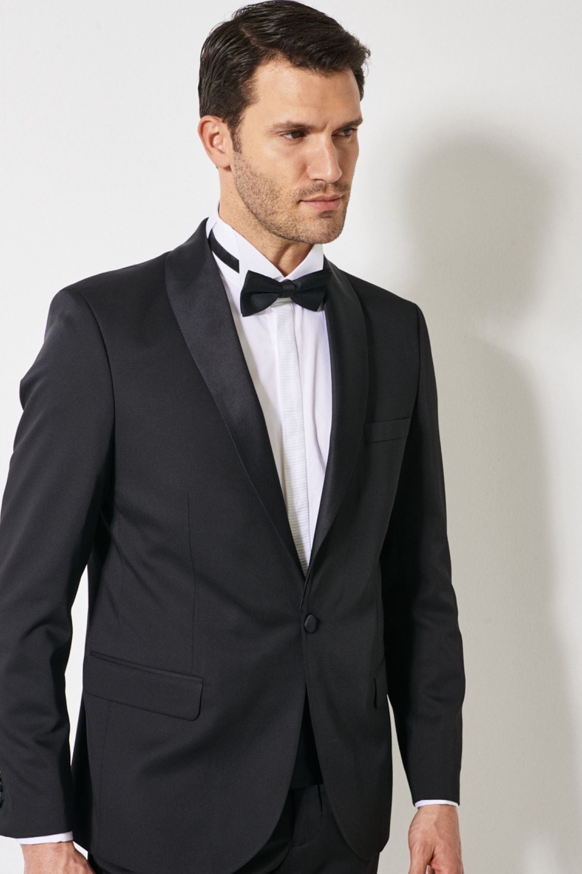 Men's black slim fit narrow cut shawl collar pattern classic tuxedo set