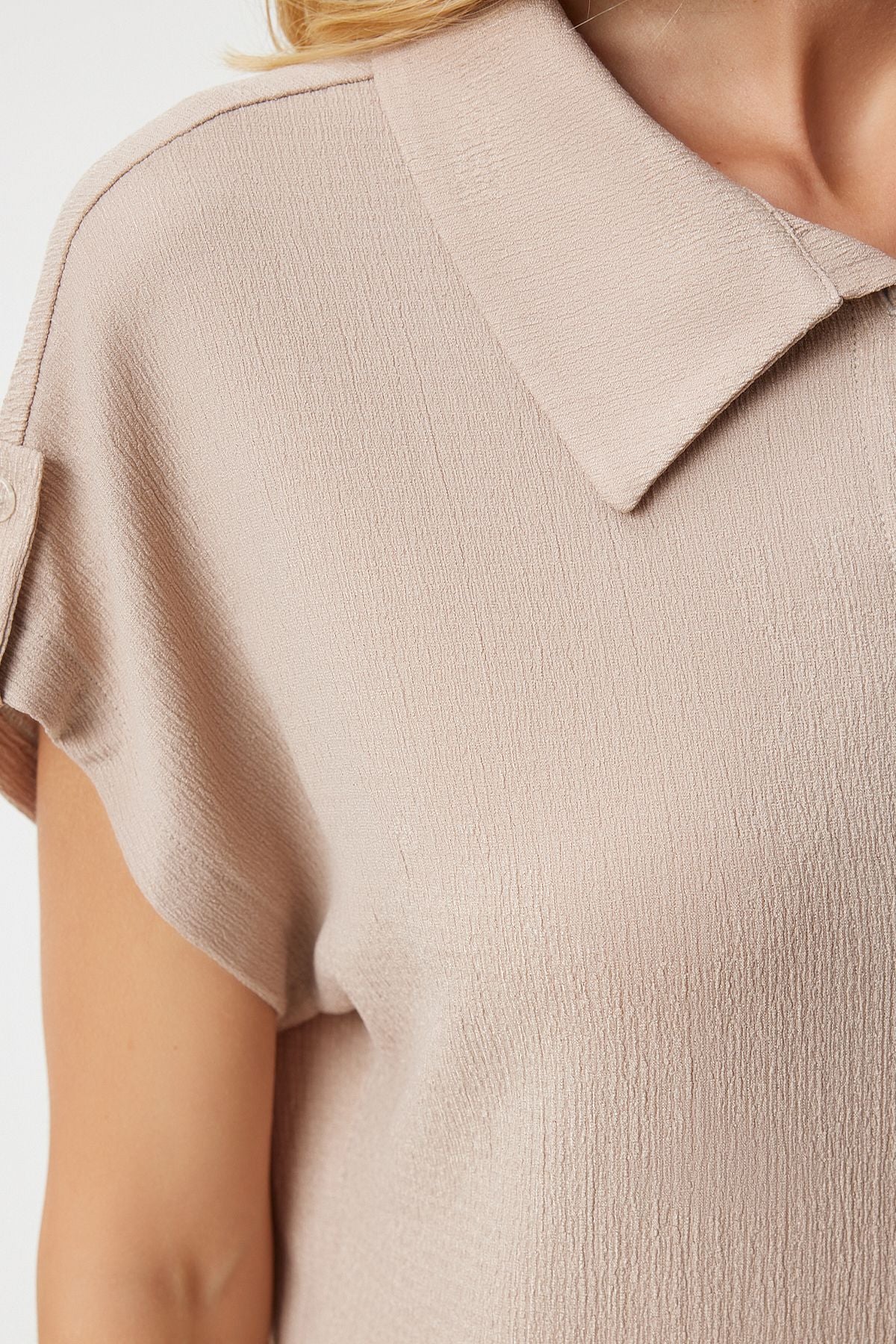 Women's Cream Pocket Casual Knitting Shirt DD01325