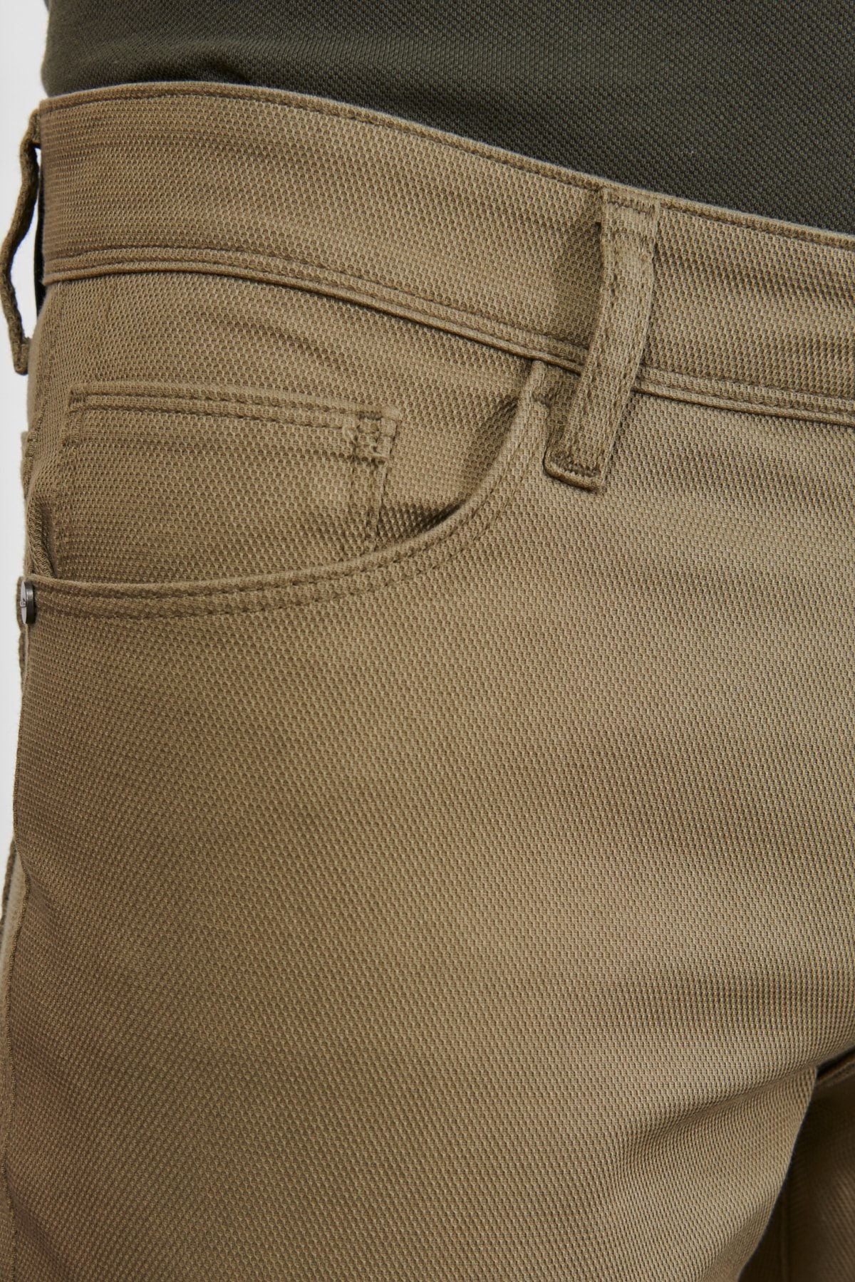 Men's green slim fit narrow cut cotton 5 pocket flexible comfortable pants