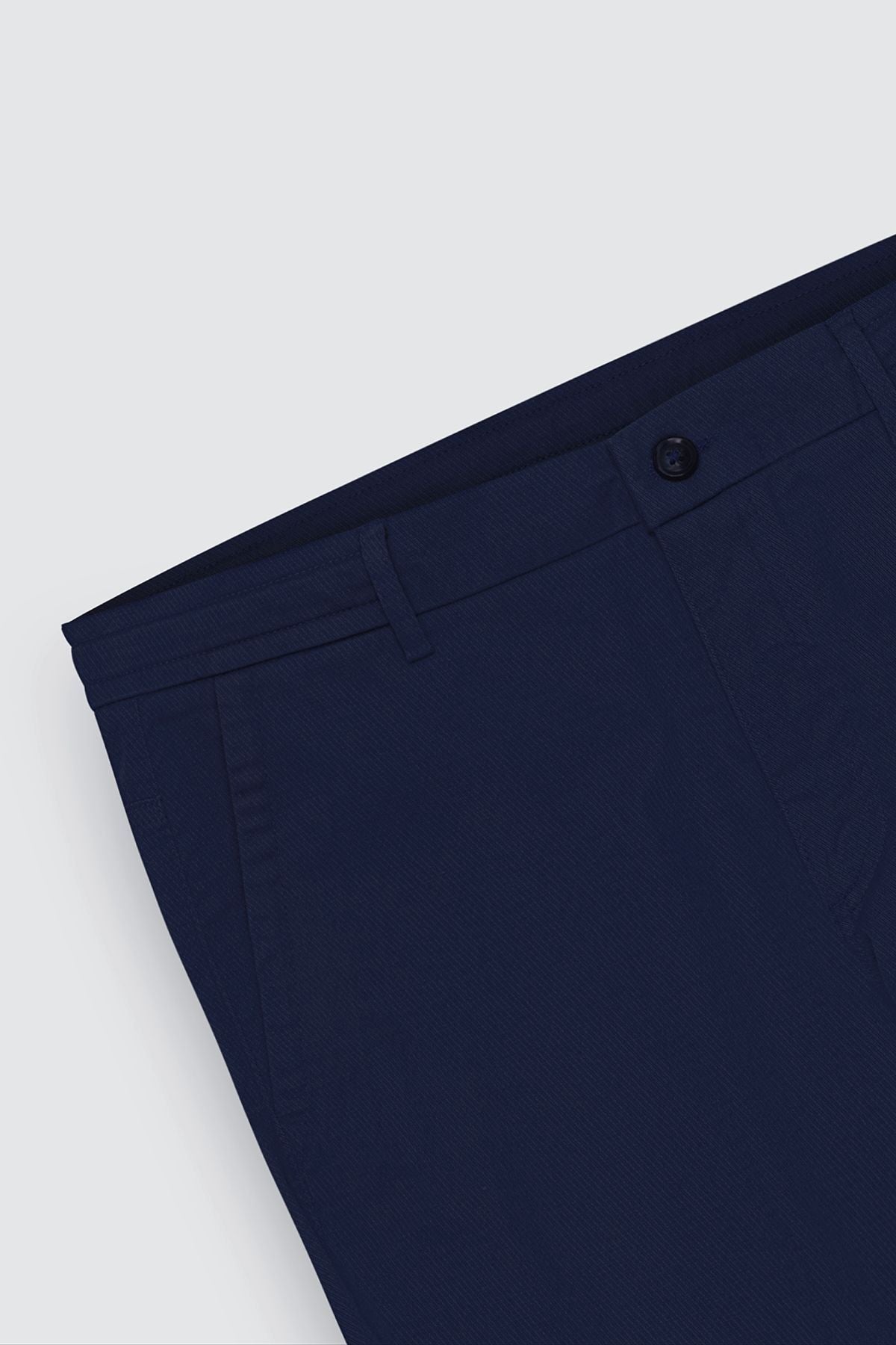 Men's navy blue oversize plenty of cut waist -tied cotton flexible flexible backpone pocket pants