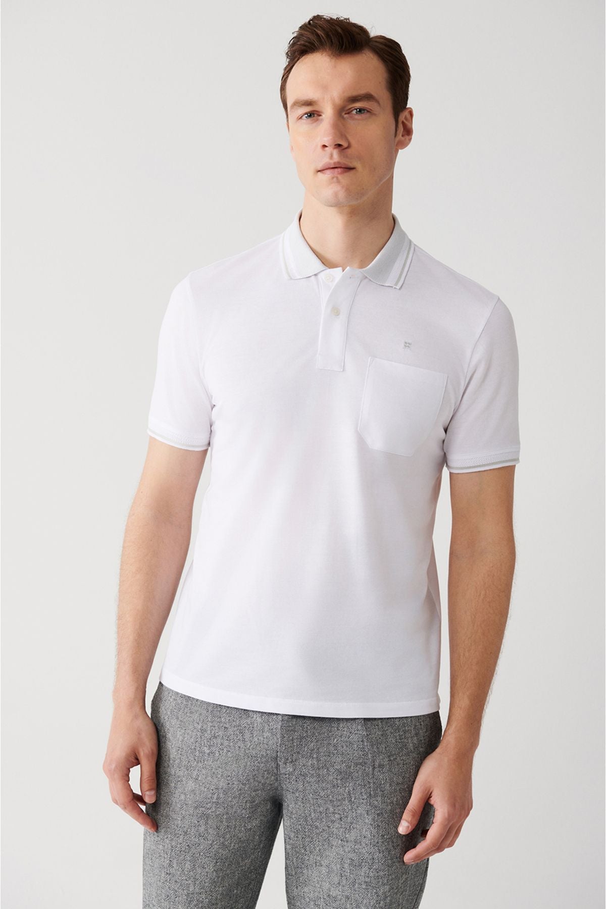 Men's White Polo Neck T-shirt Turn-down Collar Pocket Regular Fit 2 Button E001031