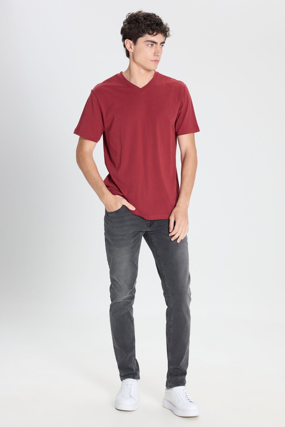 Men's 100 %Cotton V Yaka Burgundy Slim Fit Narrow Cut T -shirt