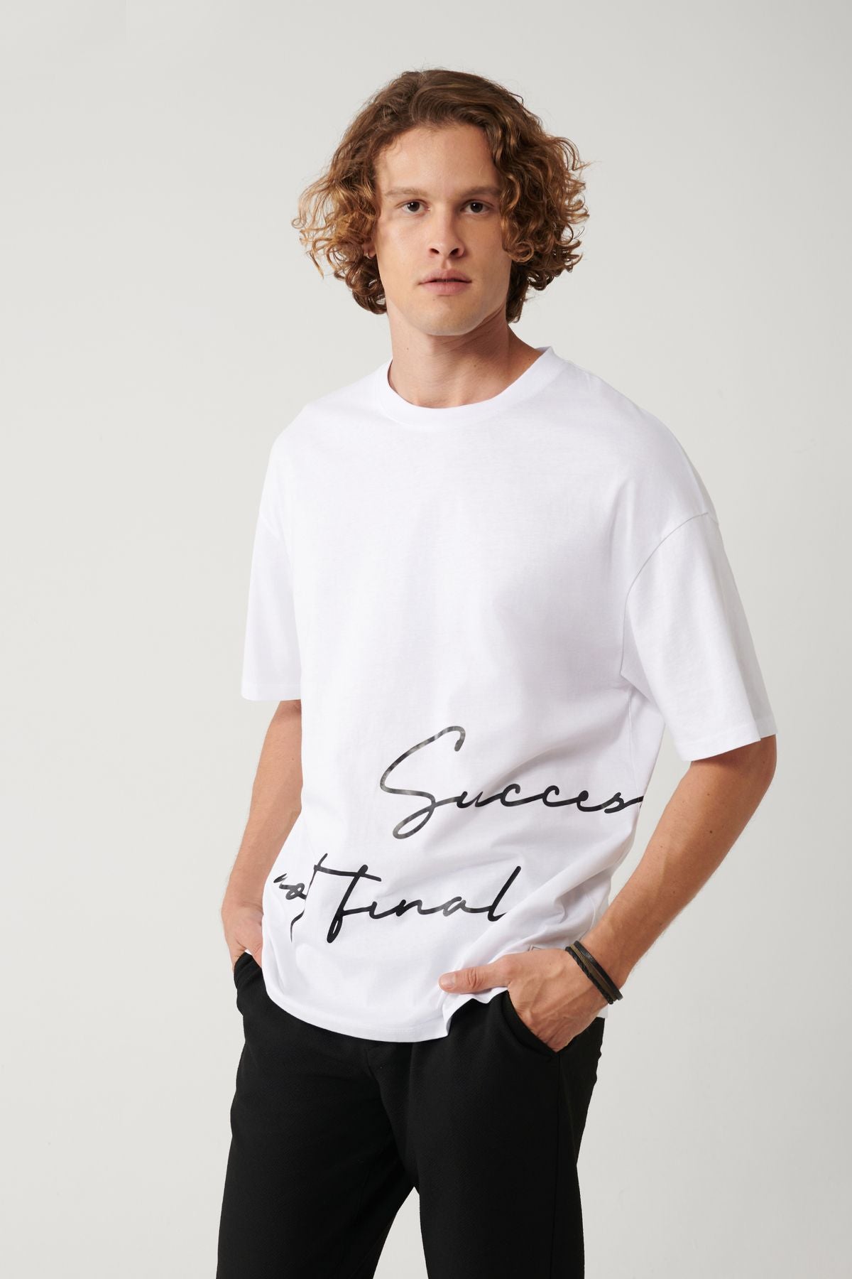 Men's White 100 %Cotton Bicycle Collar Printed T-Shirt A41y1038