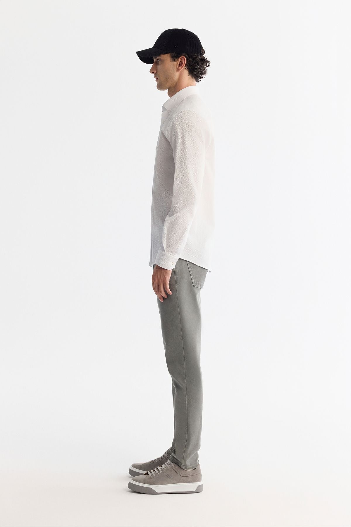 Men's white button collar easily ironable shirt A42Y2071