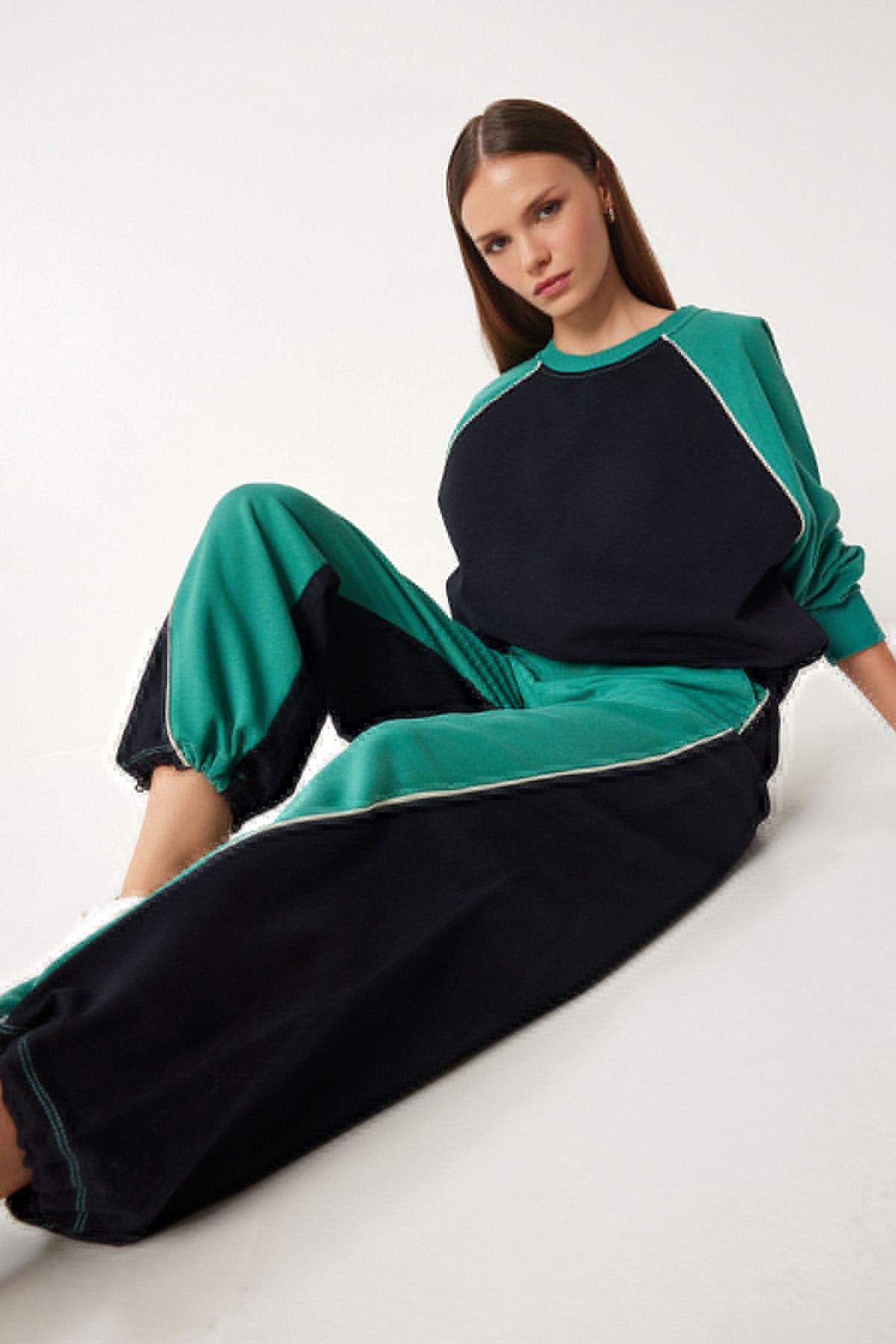 WOMEN'S GREEN BLACK BLOCK SOFFANT SET CV00036