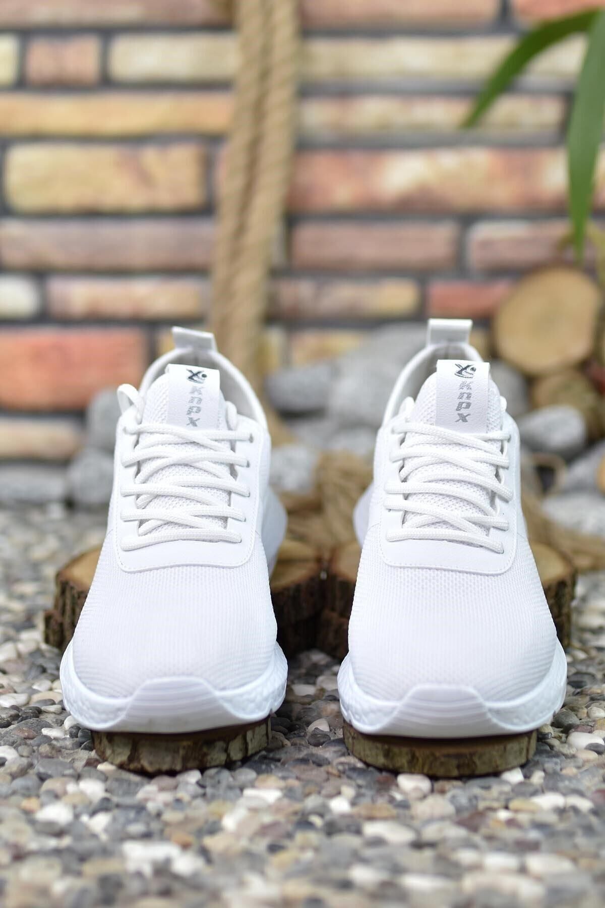 Men's White Sneaker 00122051