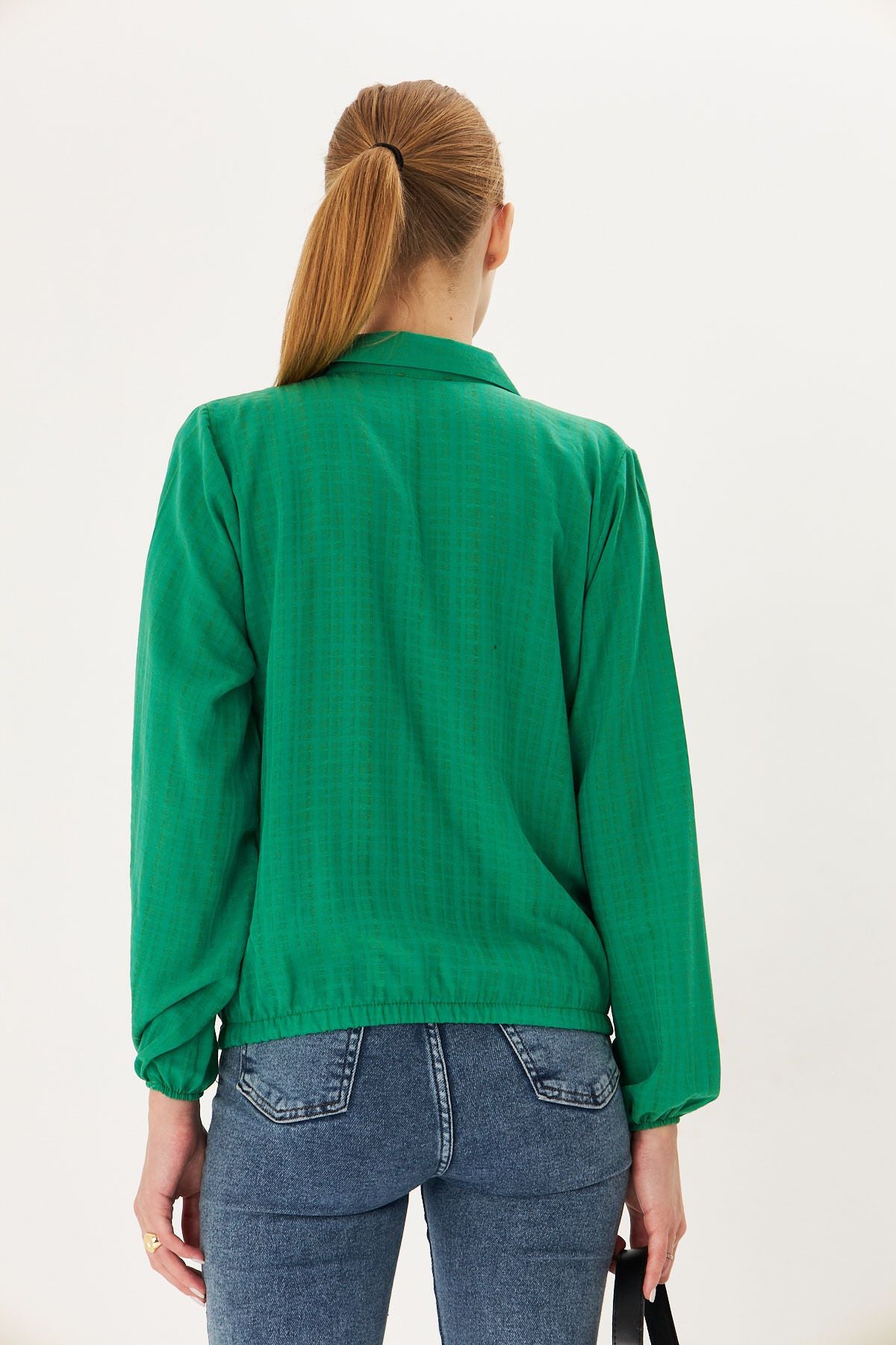 Female green arm and waist-tire-collar cruve blouse ARM-25K001041