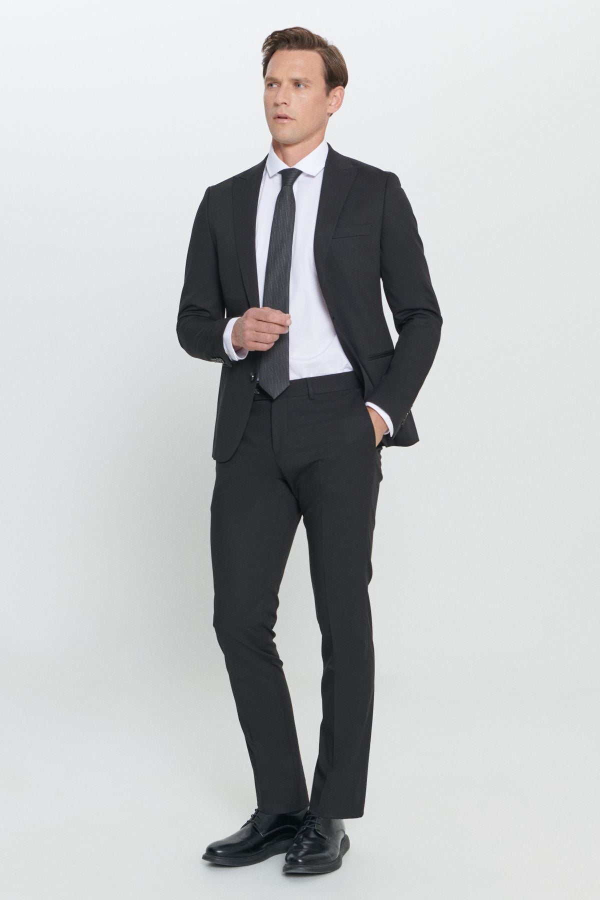 Men's Black Extra Slim Fit Narrow Cut Swallow Collar Suit