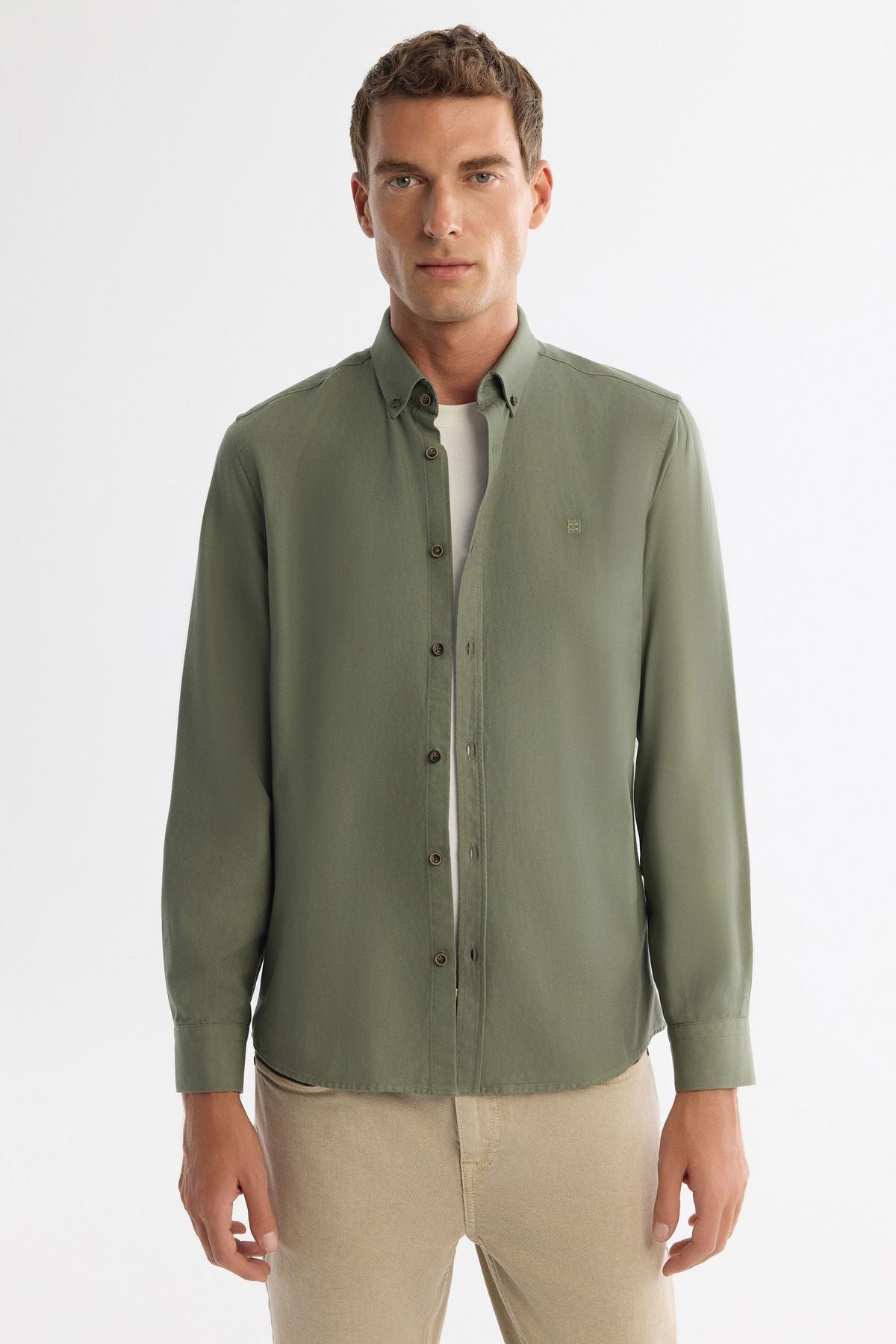 Male Khaki button collar diagonel cotton shirt B002036
